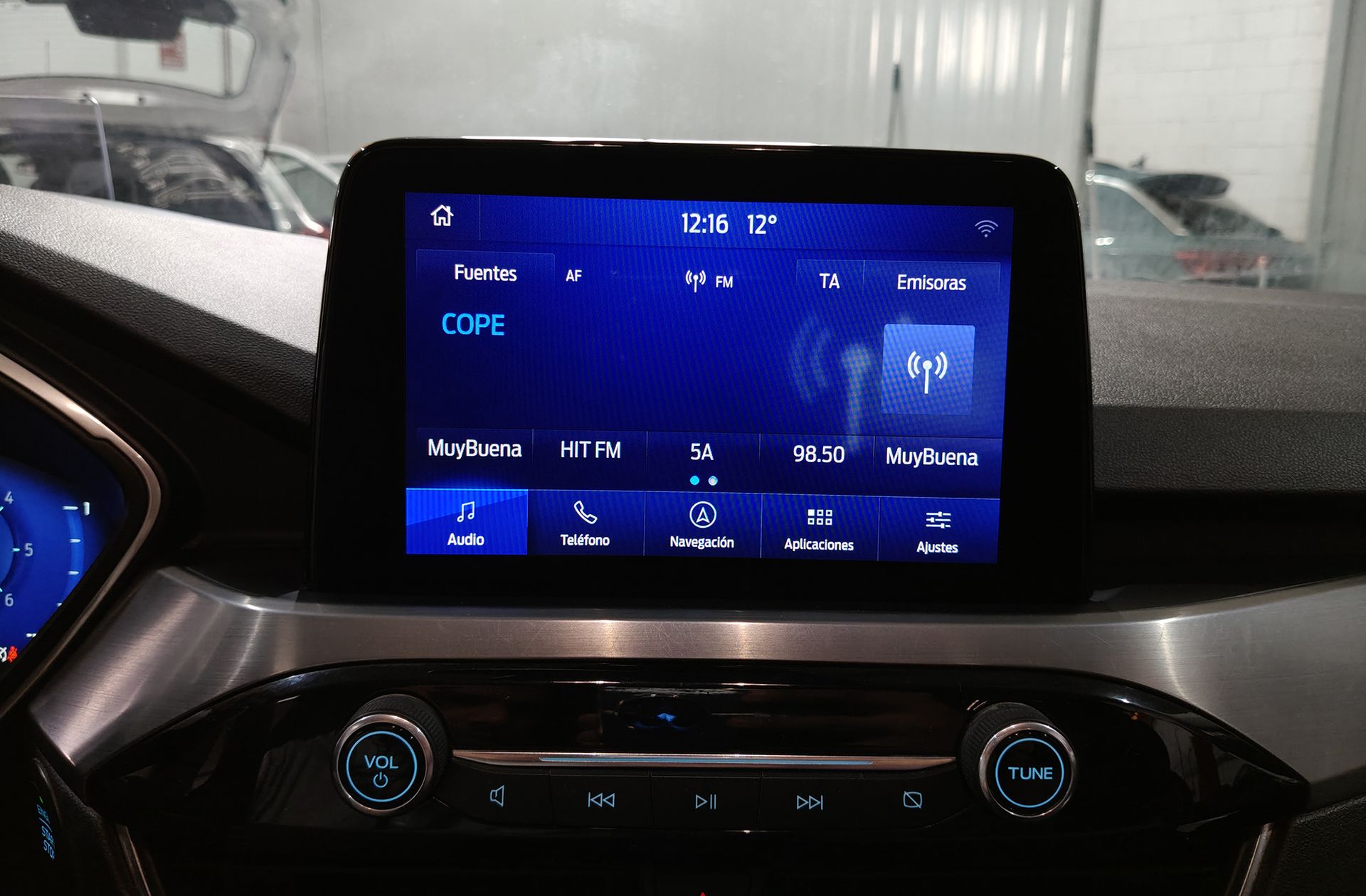 Ford Kuga 1.5 EcoBlue Titanium - foto 33