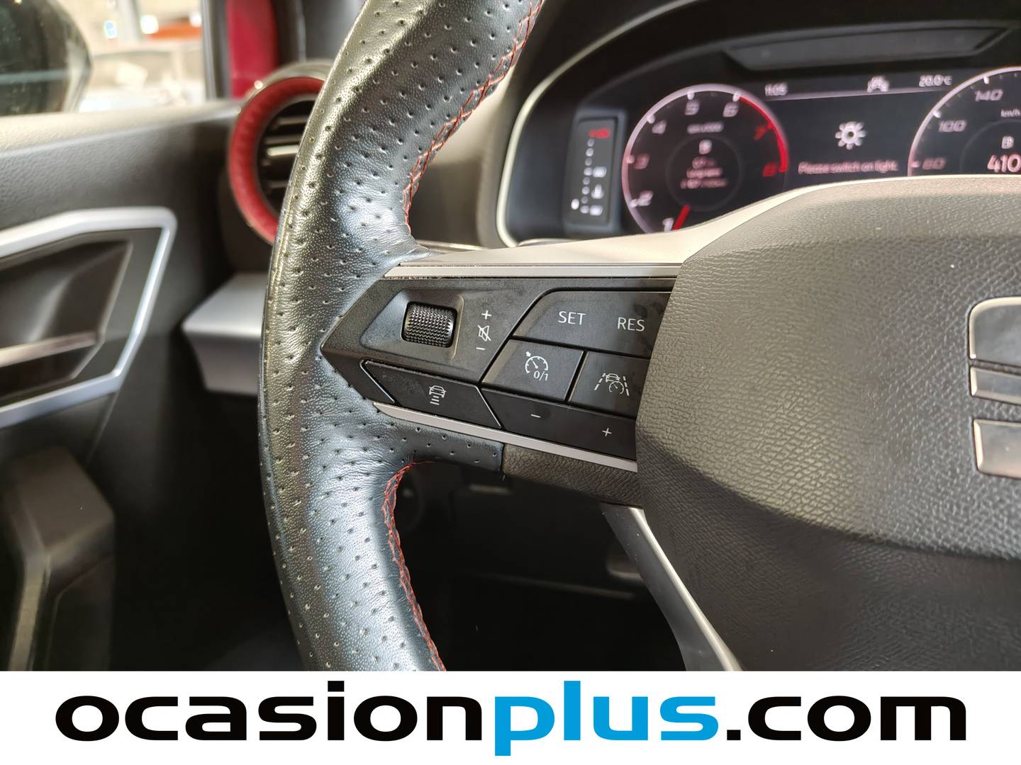 Foto Seat Arona SEAT Arona 1.5 TSI S&S FR XL DSG (150 CV)