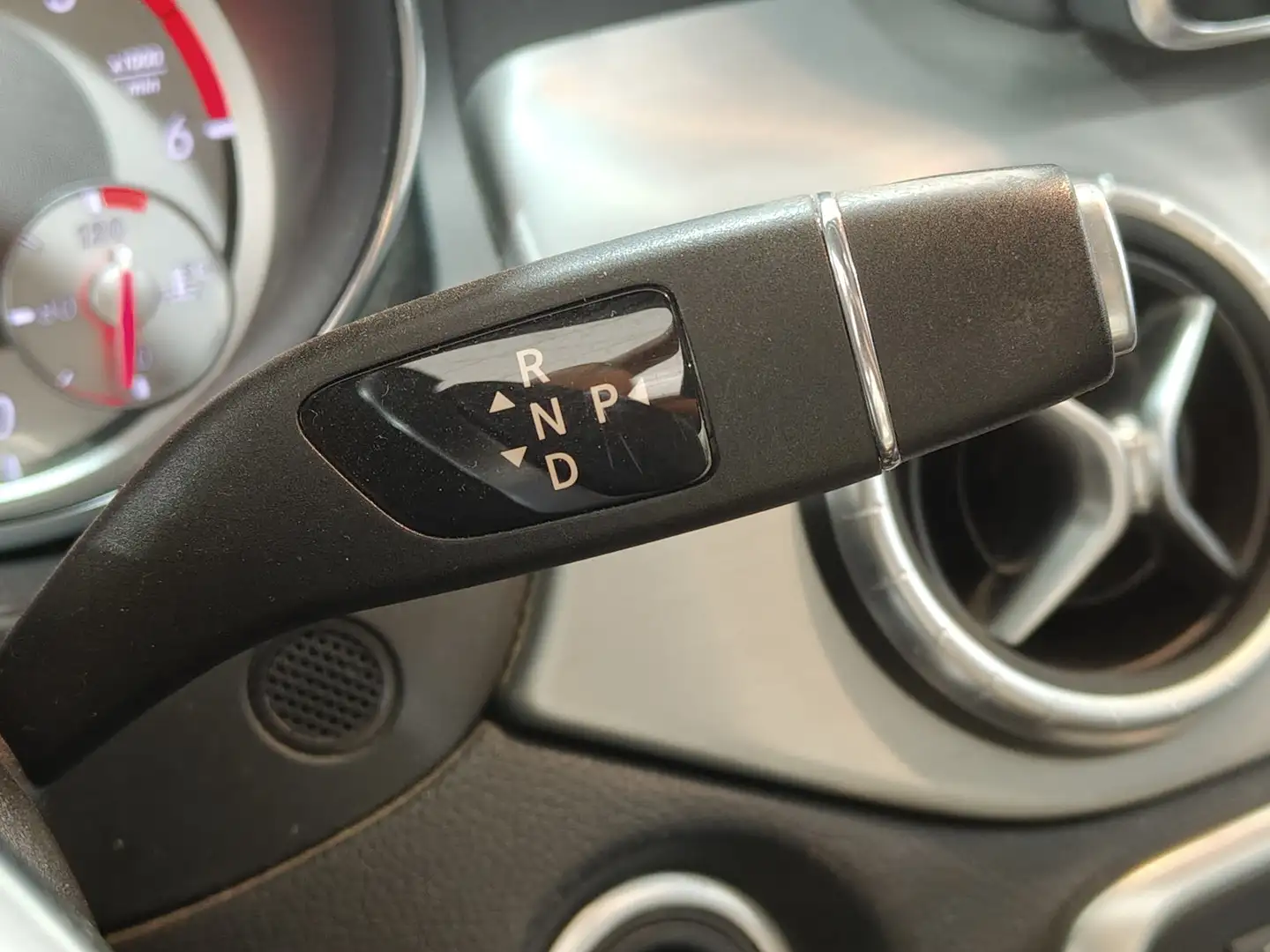 Foto Mercedes CLA Mercedes-Benz CLA 200 CDI Urban (136 CV) Pack AMG