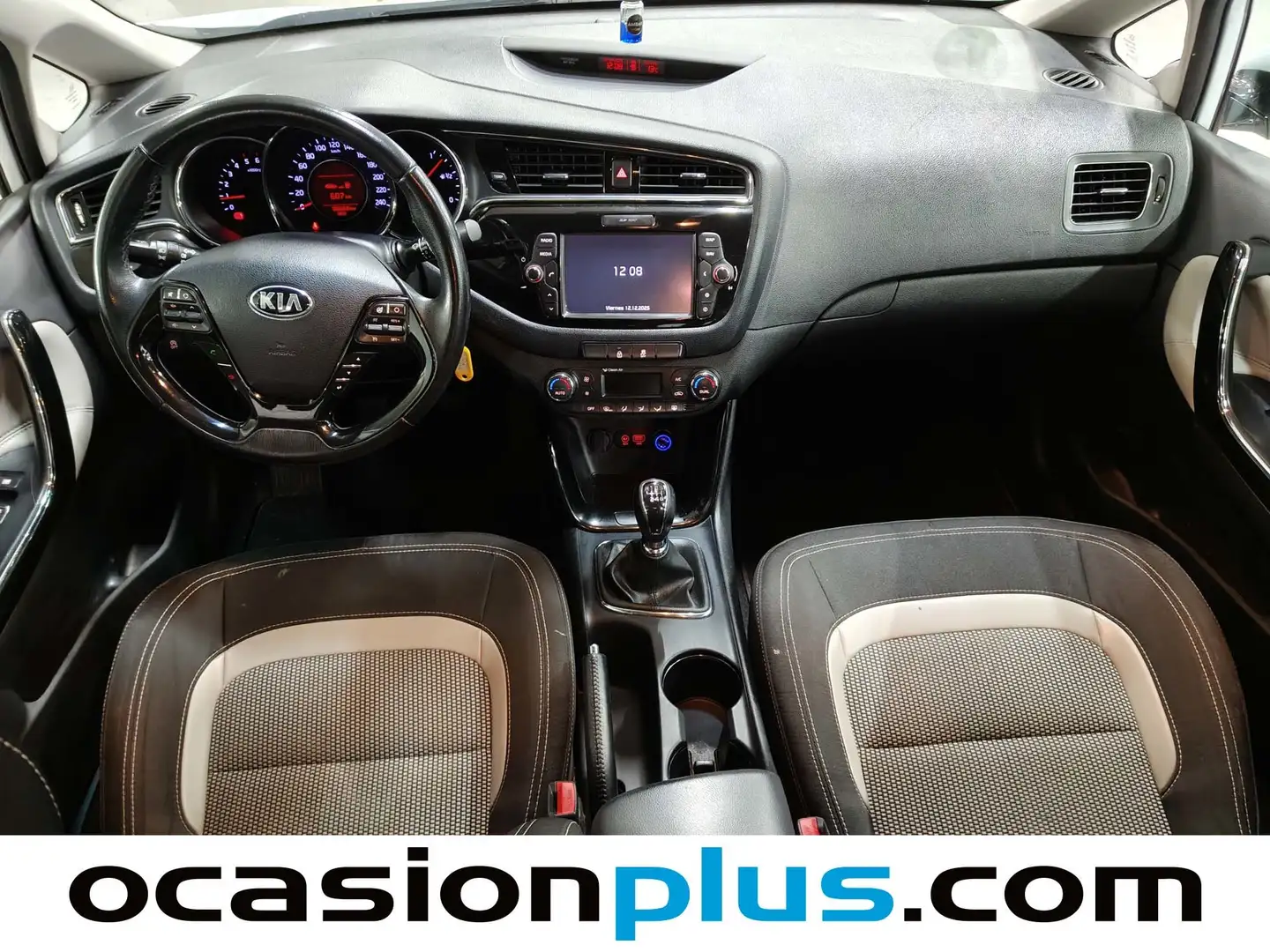 Foto KIA Ceed Kia Ceed 1.6 CRDi VGT x-Tech17 (136 CV)