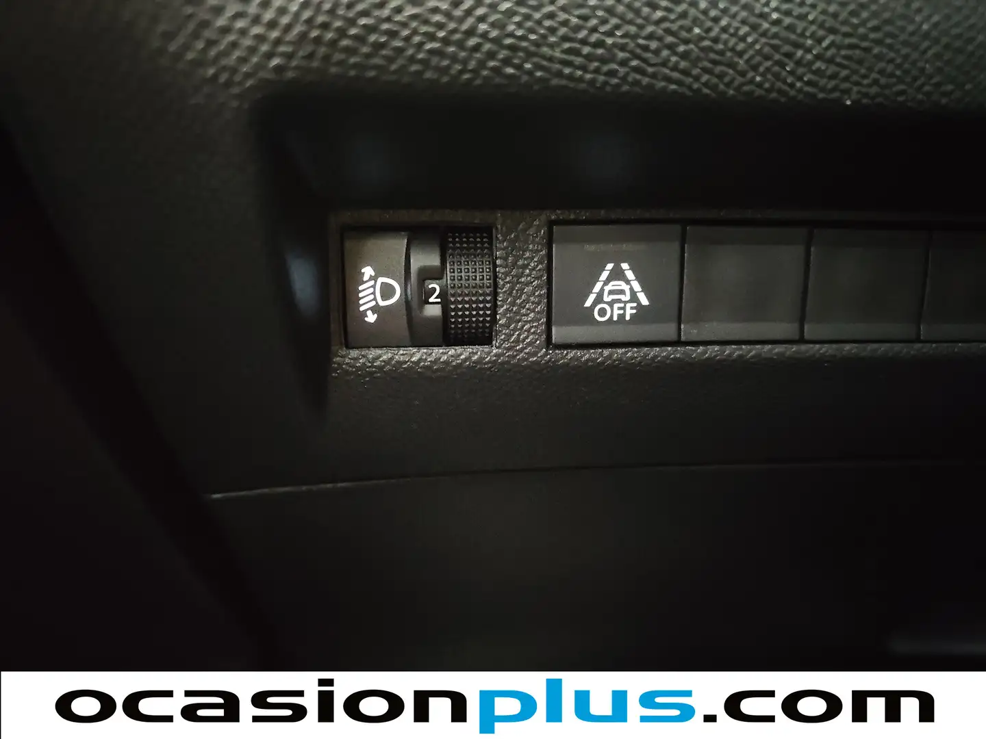 Foto Peugeot 2008 Peugeot 2008 PureTech 130 S&S Allure Pack EAT8 (130 CV)