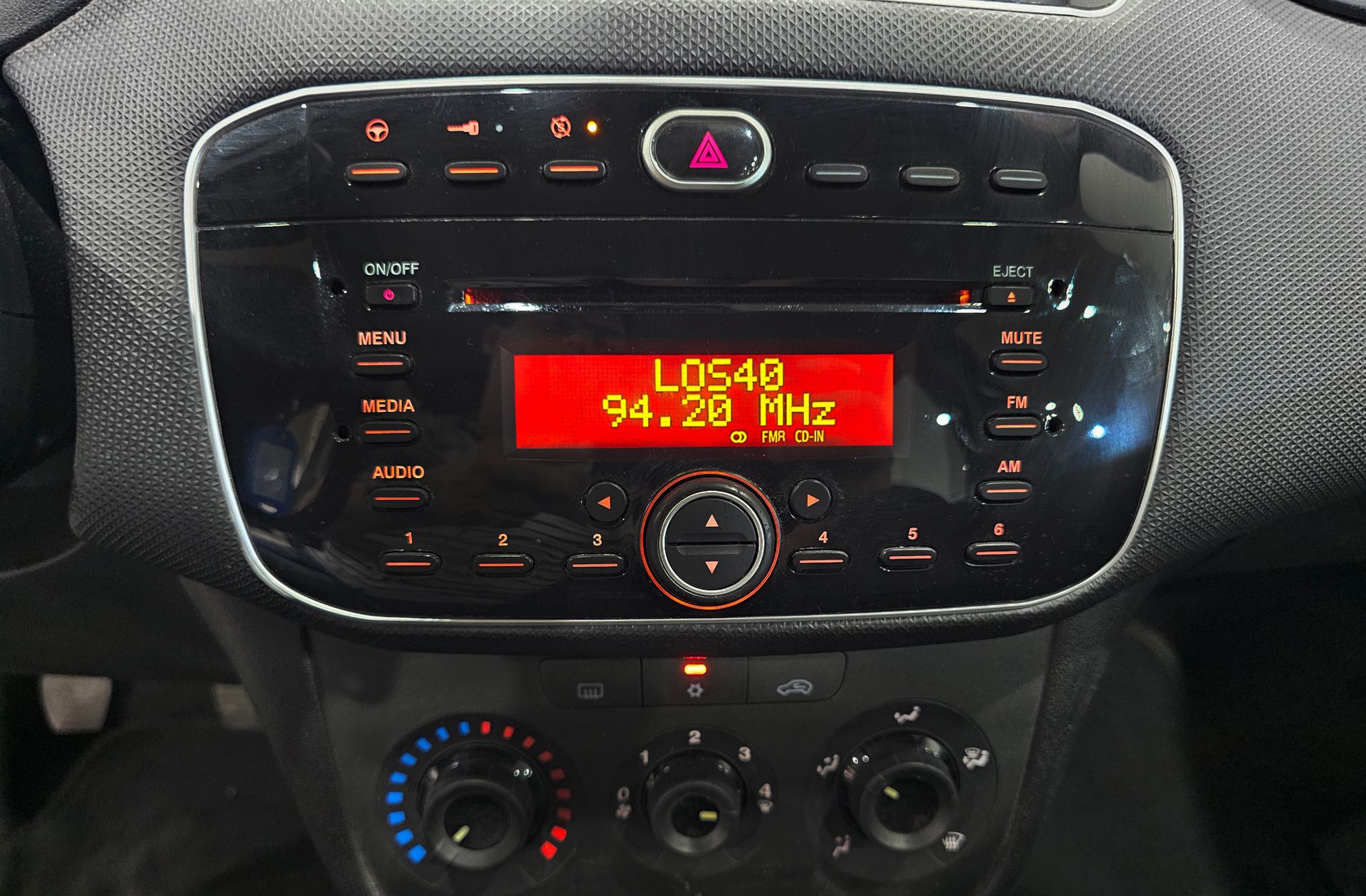 Fiat Punto 1.2 Gasolina Pop - foto 26