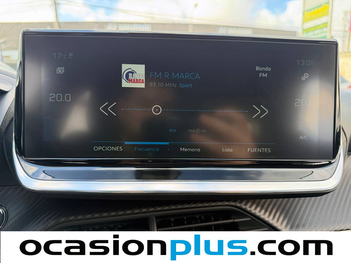 Foto Peugeot 208 Peugeot 208 PureTech 100 Allure Pack EAT8 75 kW (100 CV)