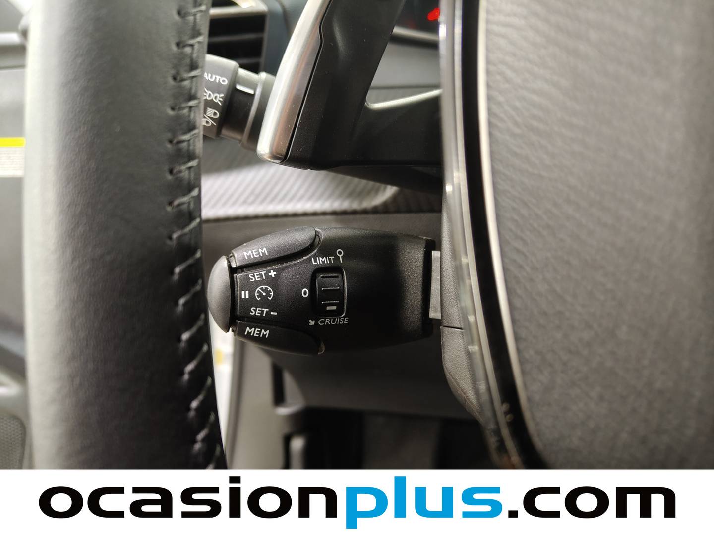 Peugeot 2008 Peugeot 2008 Allure Hybrid eDCS6 (145 CV) 2025