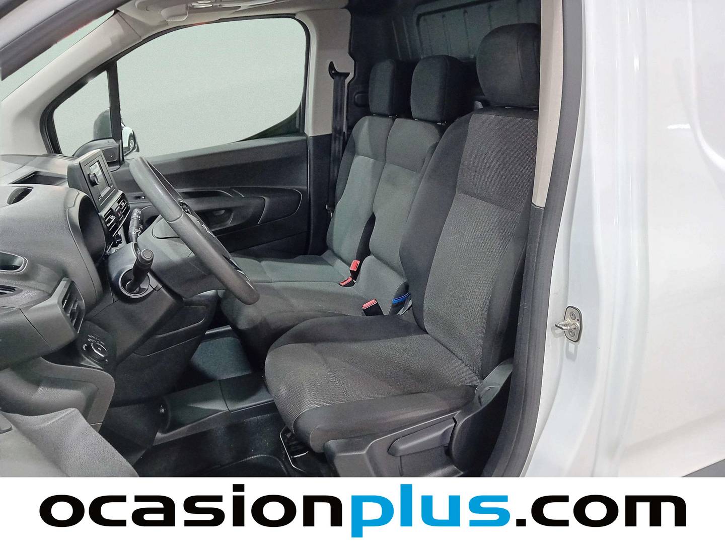 Foto asientos delanteros Opel Combo Opel Combo Cargo 1.5 Diesel L 1000kg (102 CV)