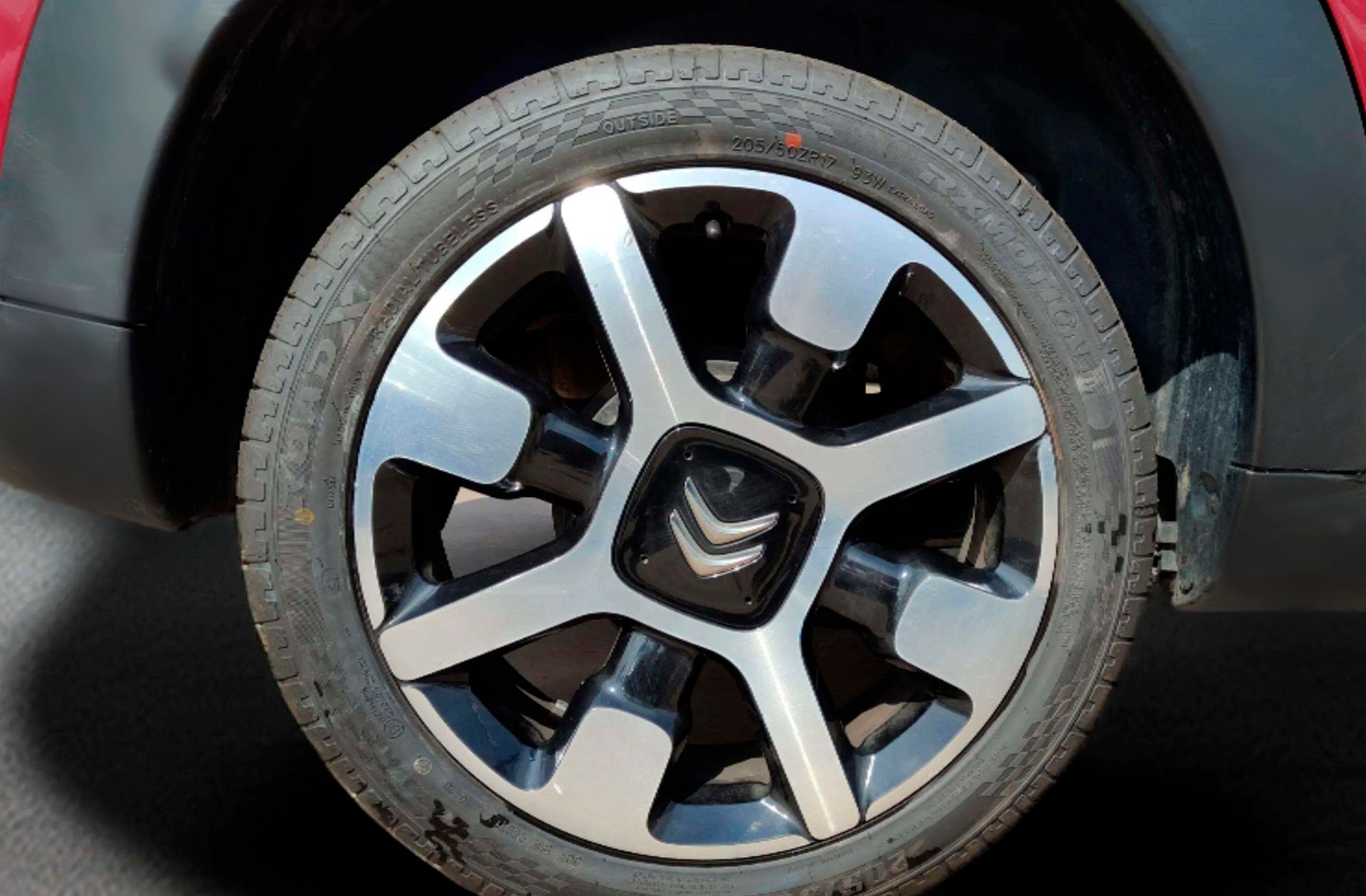 Citroën C4 Cactus BlueHDi 100 Shine ETG6 - foto 35