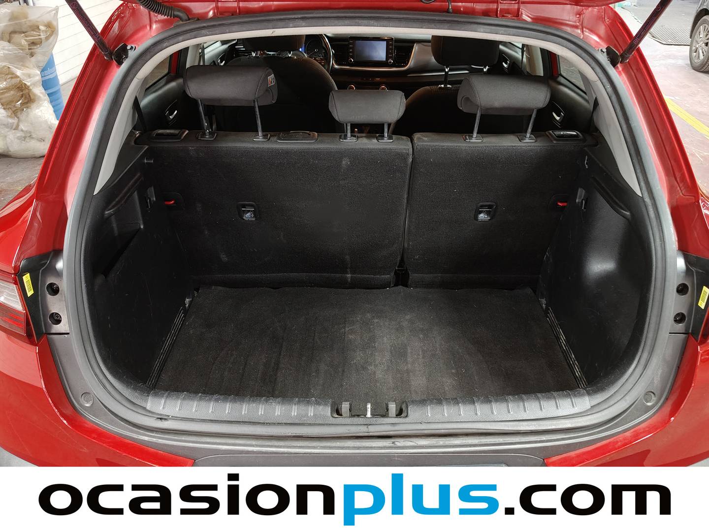 Fotos maletero KIA Stonic KIA Stonic 1.0 T-GDi Drive DCT (120 CV)