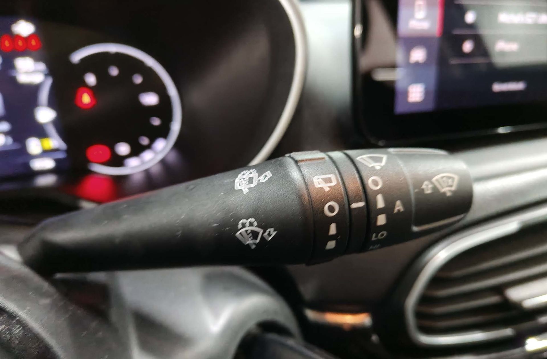 Fiat Tipo 1.5 Hybrid Cross DCT - foto 27
