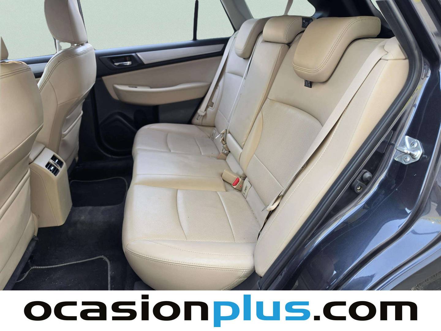 Foto asientos traseros Subaru Outback Subaru Outback 2.0 TD Executive Plus CVT Lineartron AWD (150 CV)