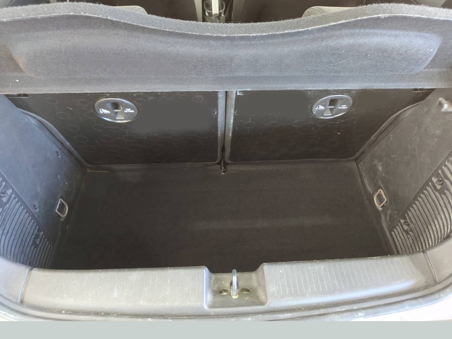 Foto Opel Adam Opel Adam 1.4 XEL Glam (87 CV)