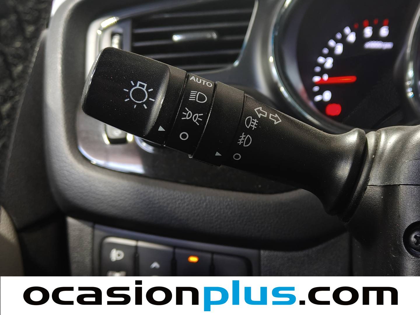 Extras del KIA Ceed Kia Ceed 1.6 CRDi VGT Eco-Dynamics x-Tech (128 CV)