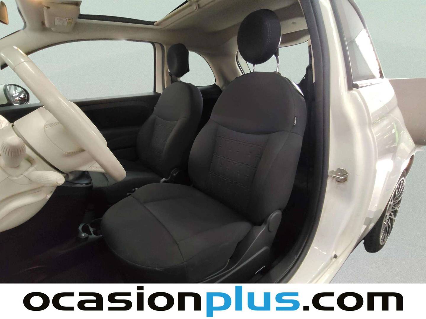 Foto asientos traseros Fiat 500 Fiat 500 1.0 Hybrid Dolcevita (70 CV)