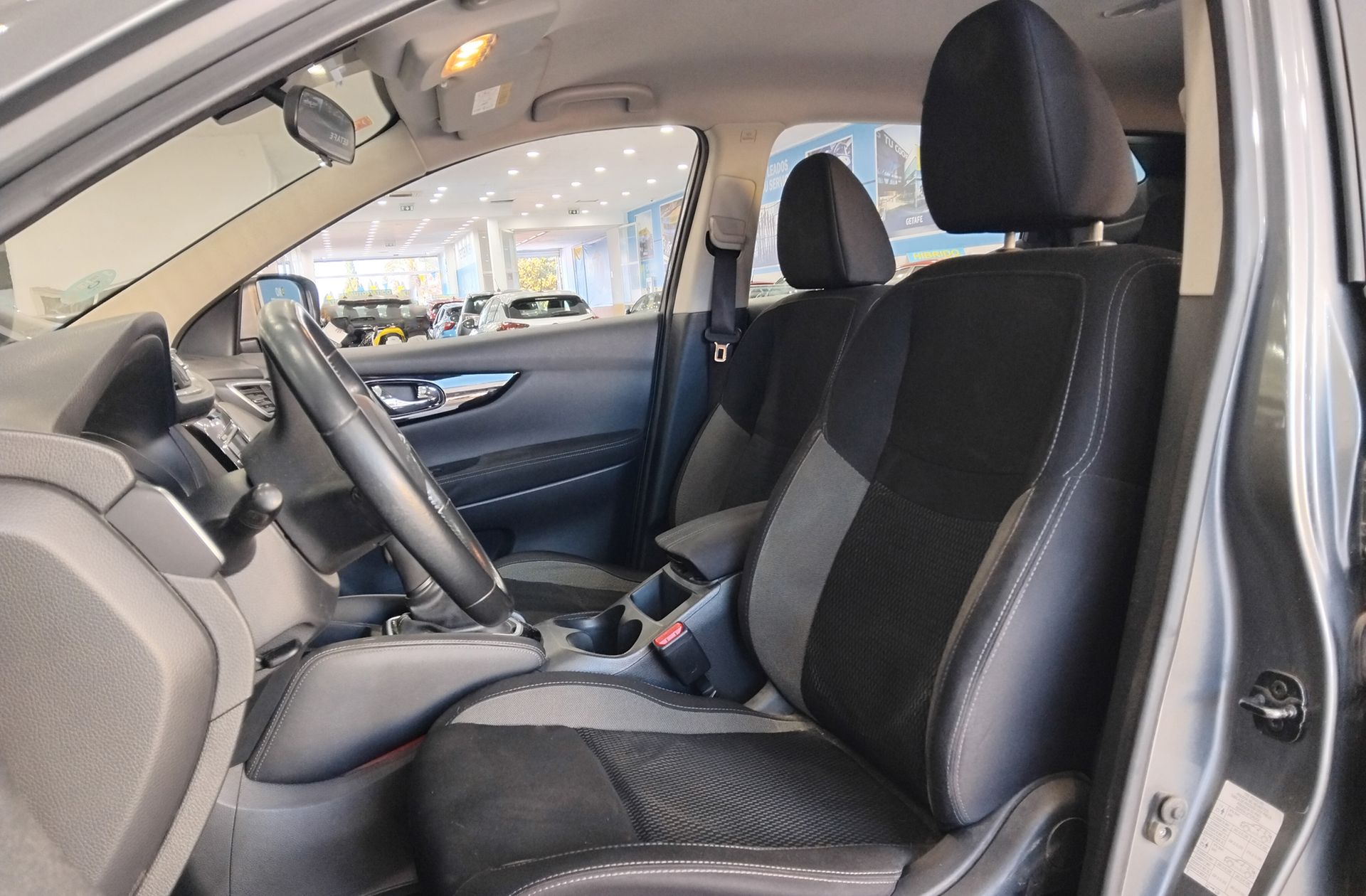 Nissan Qashqai DIG-T 115 Acenta 4x2 XTronic - foto 8