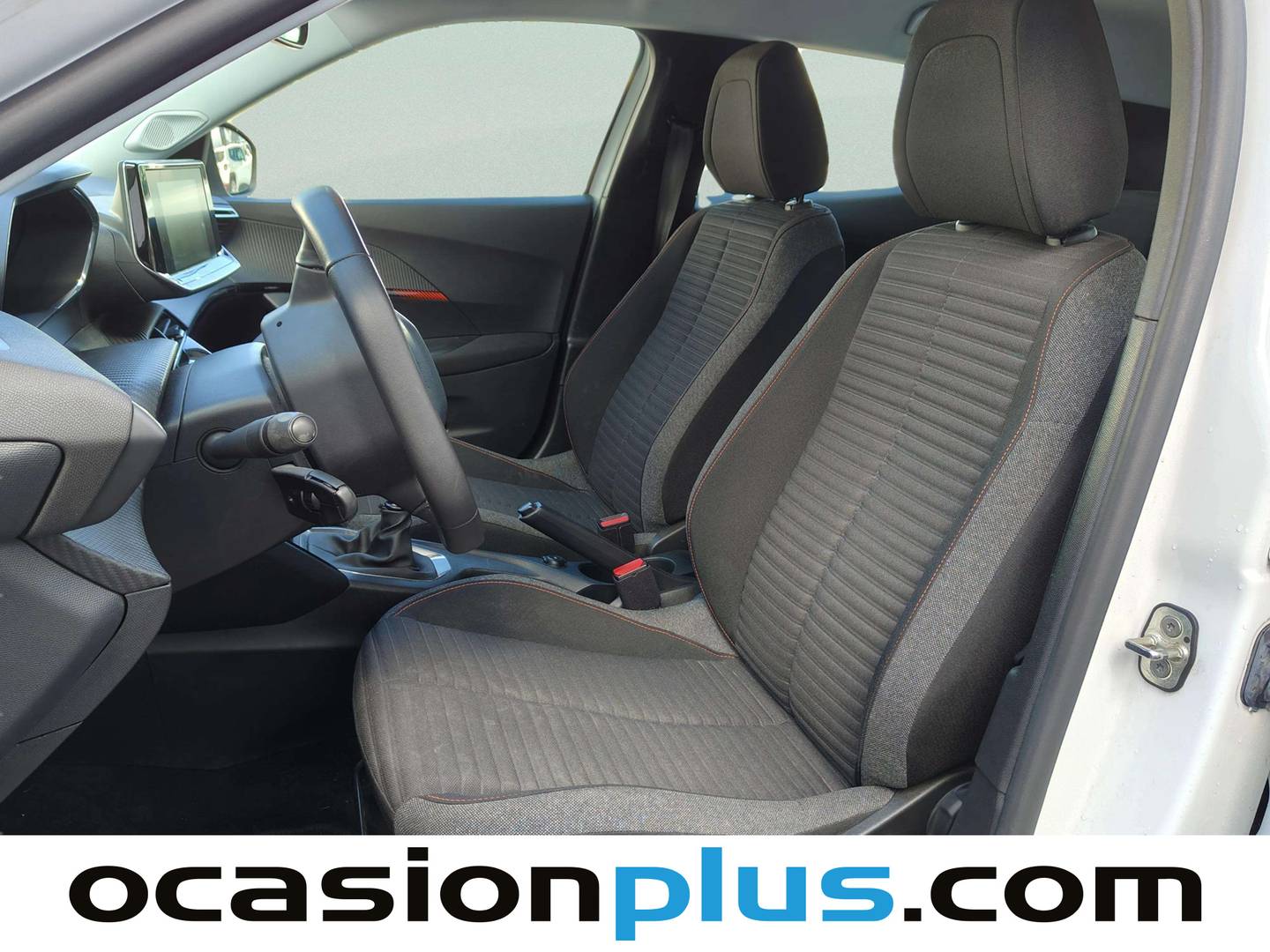 Foto asientos delanteros Peugeot 2008 Peugeot 2008 BlueHDi 110 S&S Active Pack (110 CV)