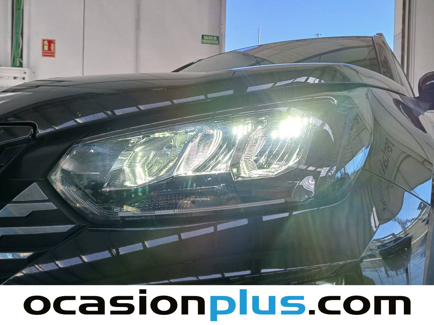 Equipamiento del Peugeot 2008 Peugeot 2008 PureTech 100 S&S Allure (100 CV)