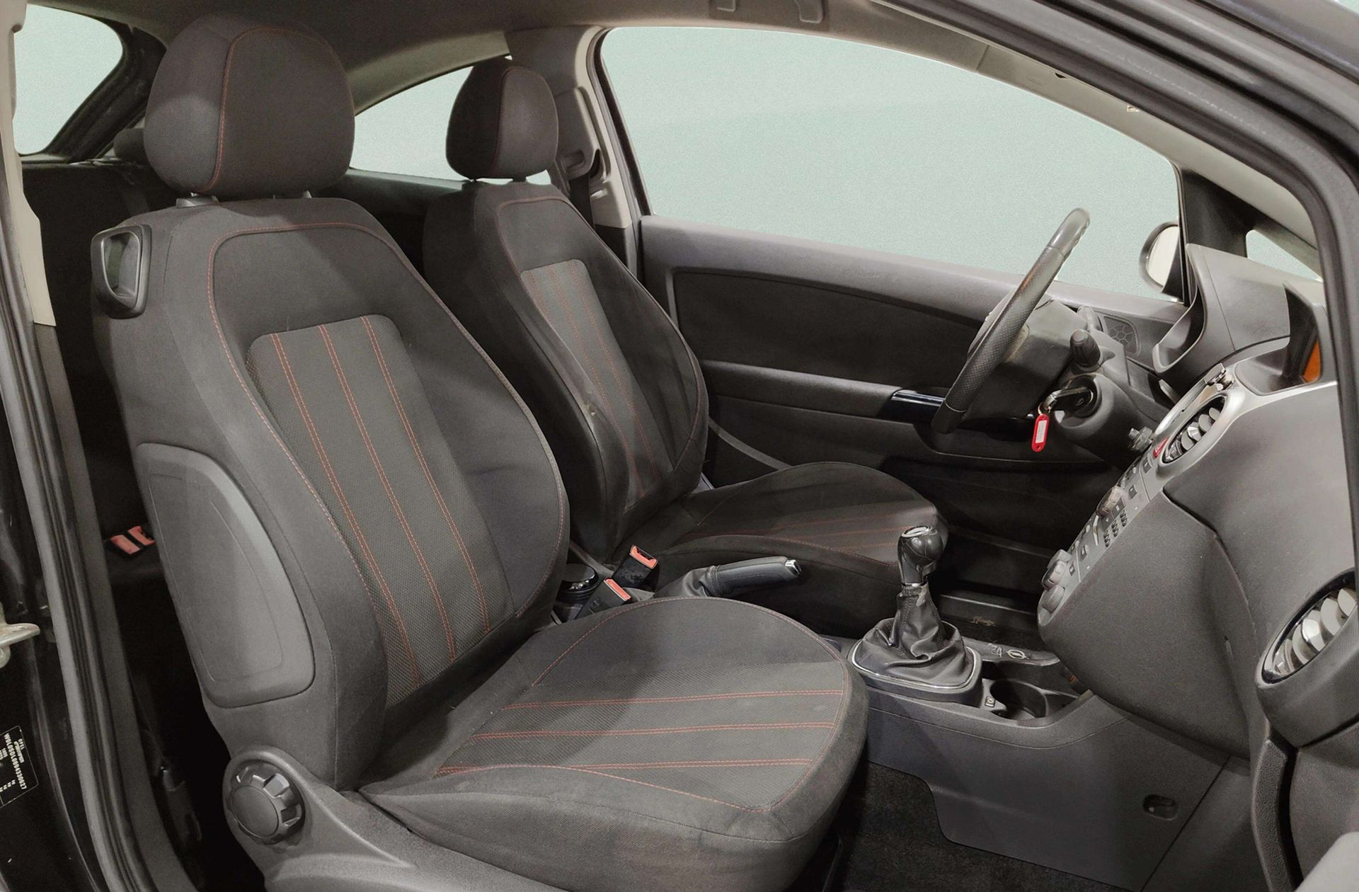 Opel Corsa 1.3 CDTI Sport - foto 14