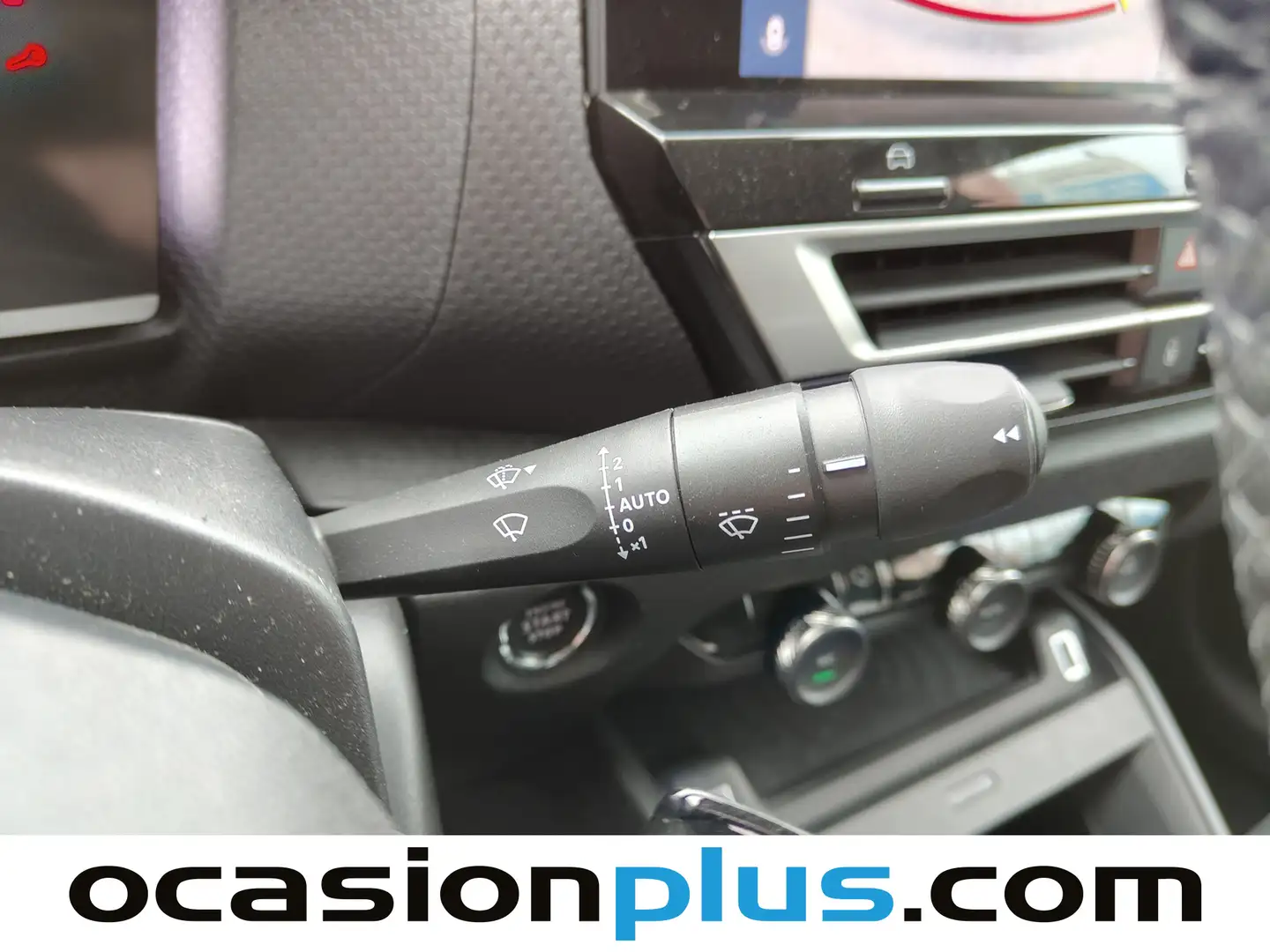 Foto Citroën C4 X Citroen C4 X BlueHDi 130 S&S Max EAT8 (131 CV)