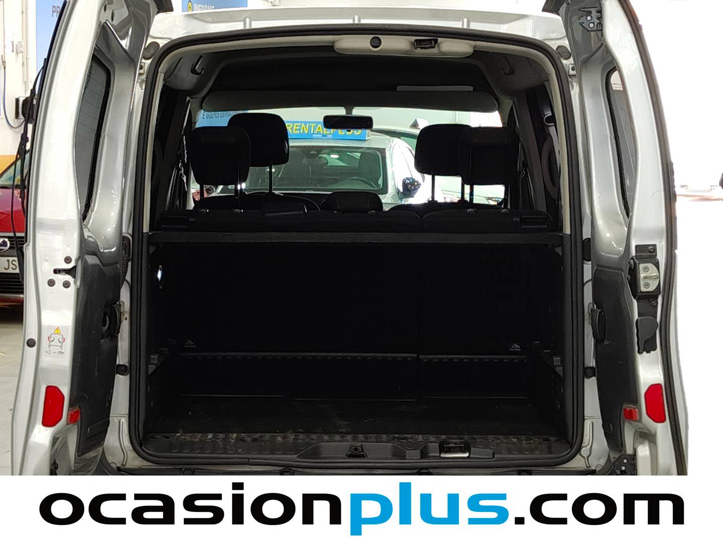 Fotos maletero Mercedes Citan Mercedes Citan Combi 109 CDI Tourer Base Largo (90 CV)
