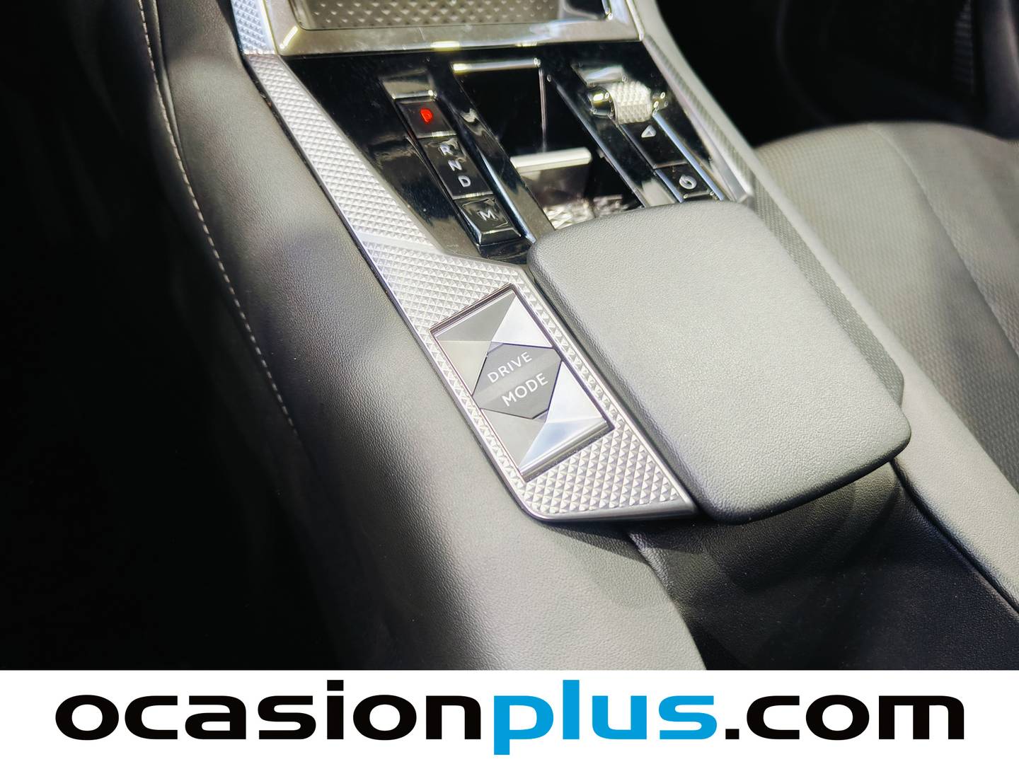 Foto DS DS 4 DS DS4 PureTech 130 Bastille Auto (130 CV)