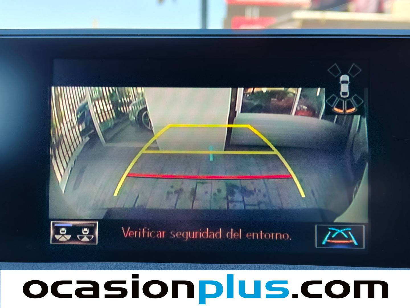 Extras y acabados del Lexus UX Lexus UX 250h Executive (184 CV)