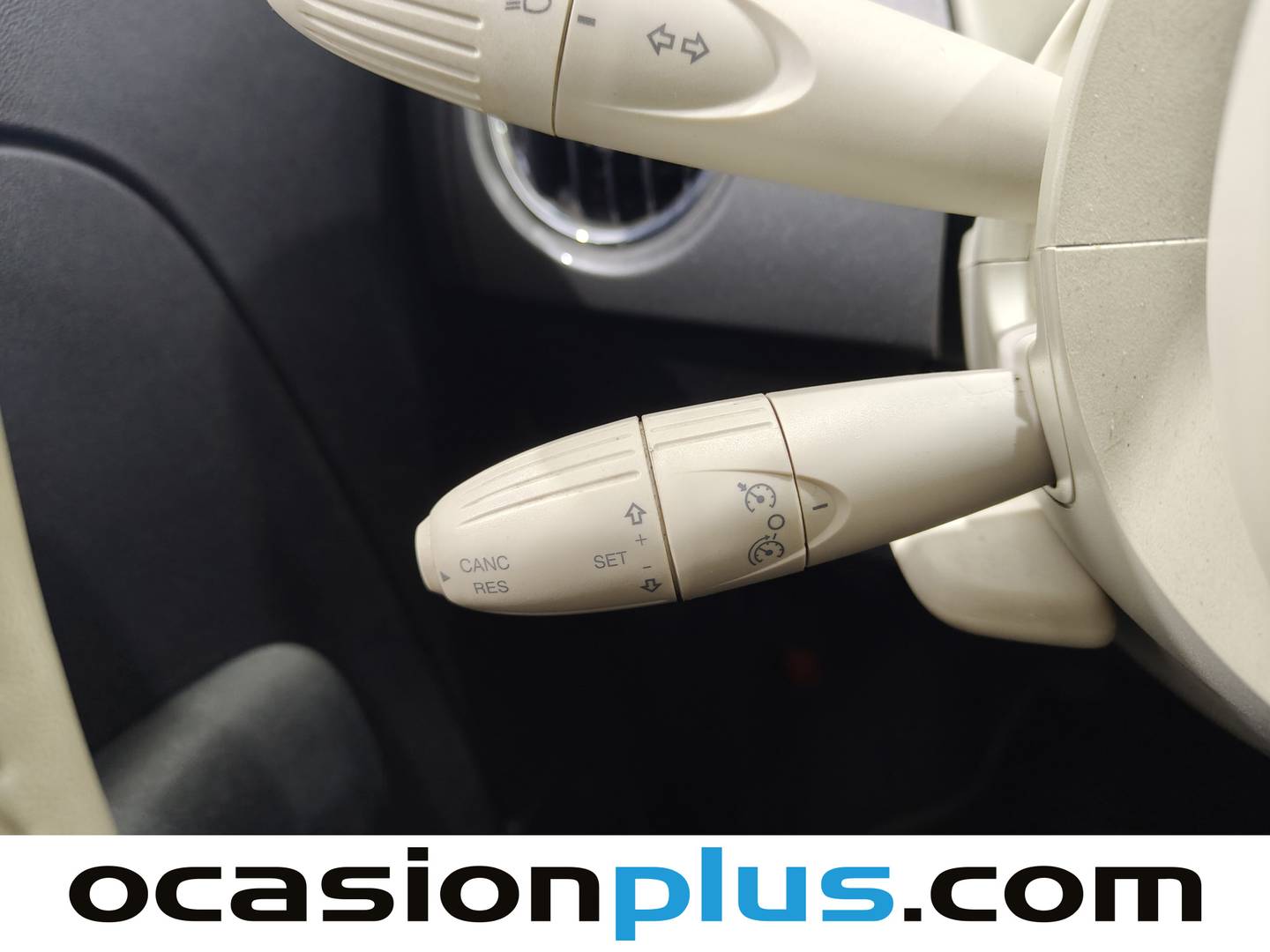 Foto Fiat 500 Fiat 500 1.2 8v Lounge (69 CV)