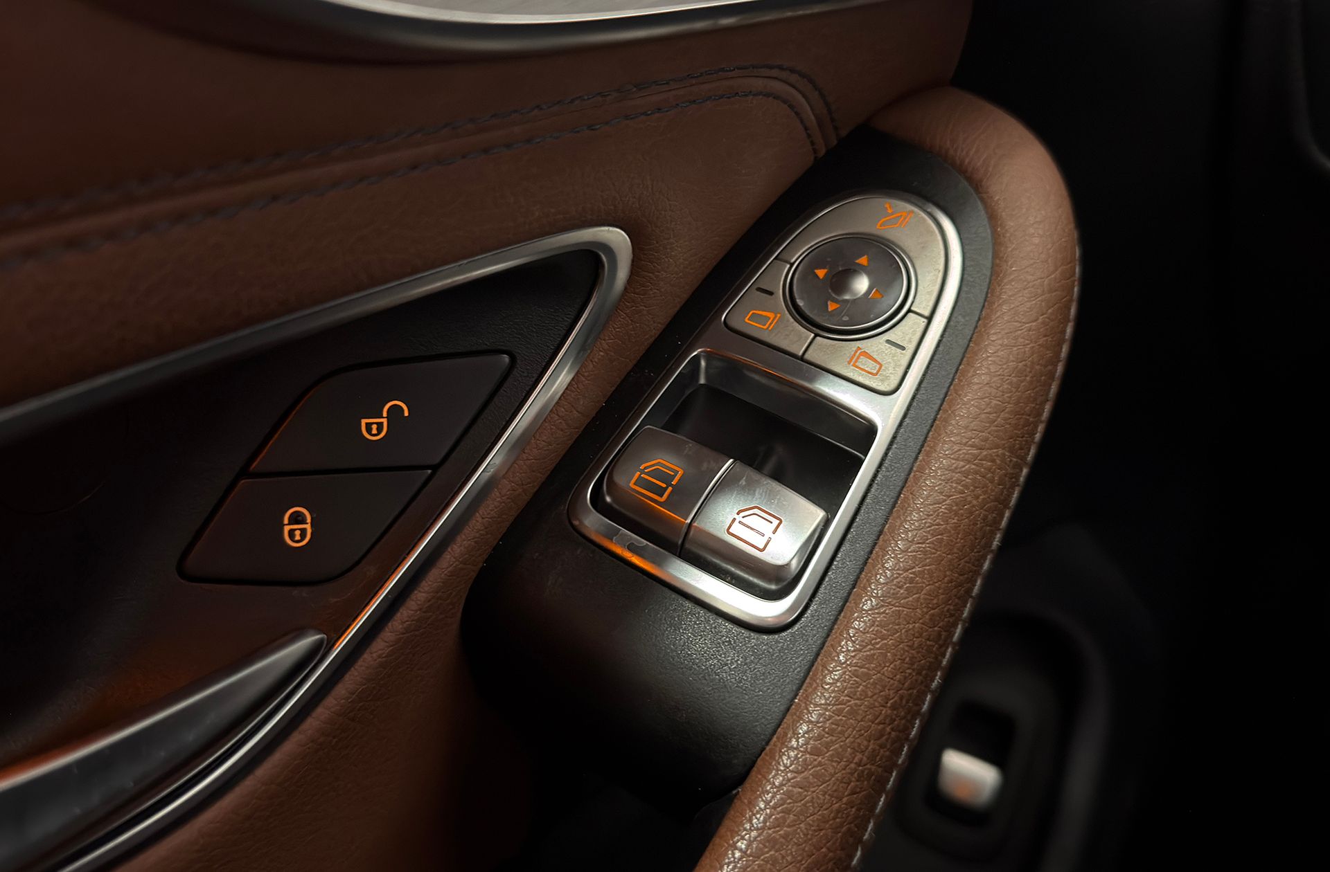 Mercedes-Benz Clase C Coupe 300 AMG Line - foto 35