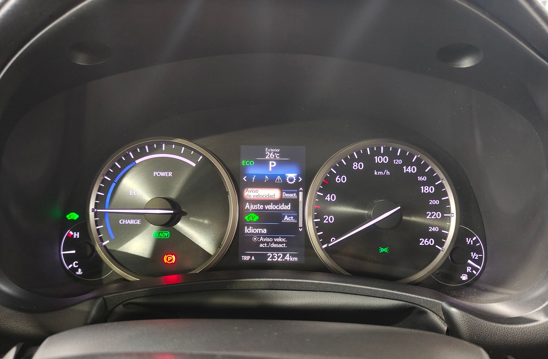 Lexus NX 300h Corporate 2WD - foto 21