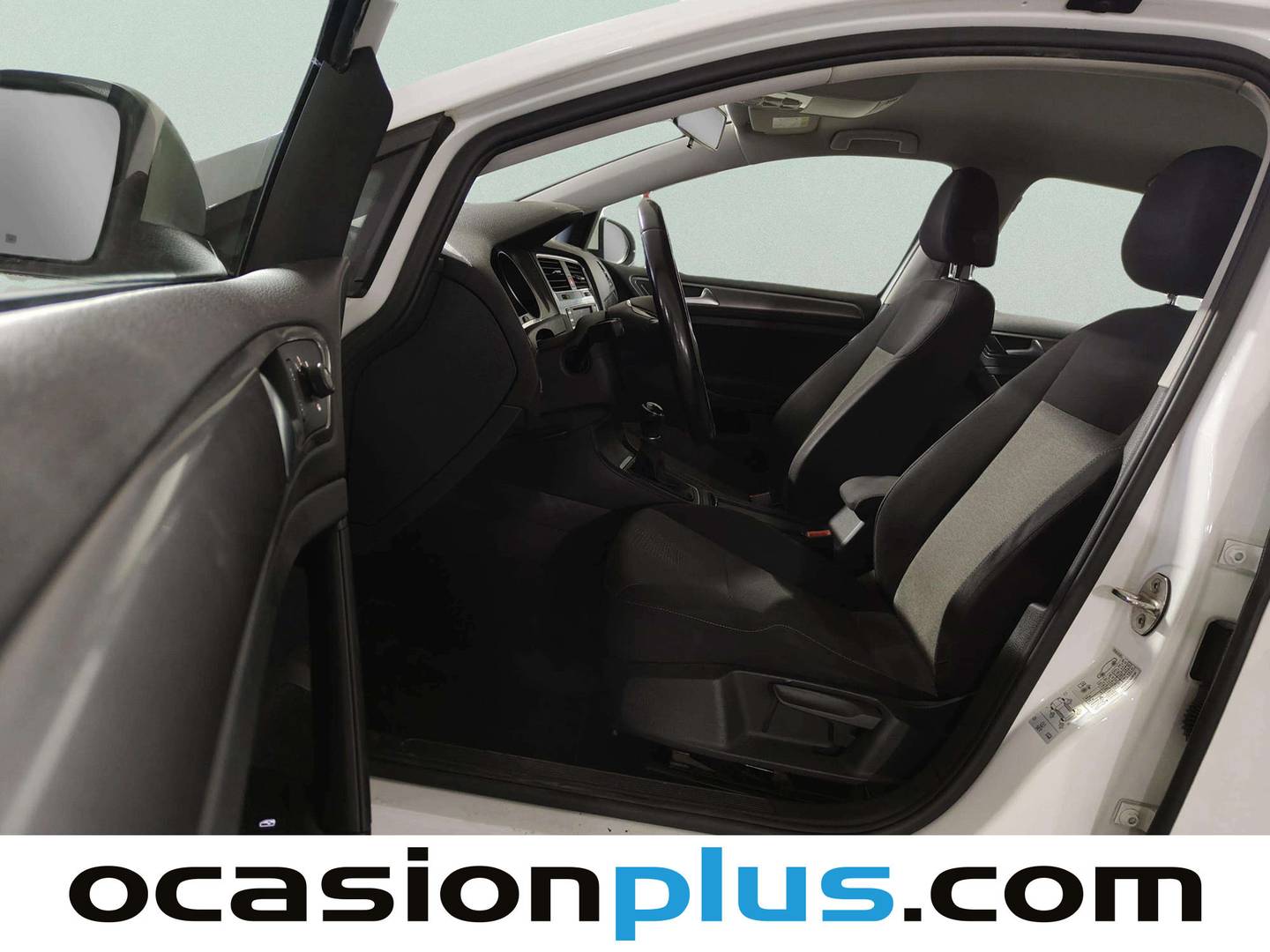Foto asientos delanteros Volkswagen Golf Volkswagen Golf Special Edition 1.2 TSI BMT (110 CV)