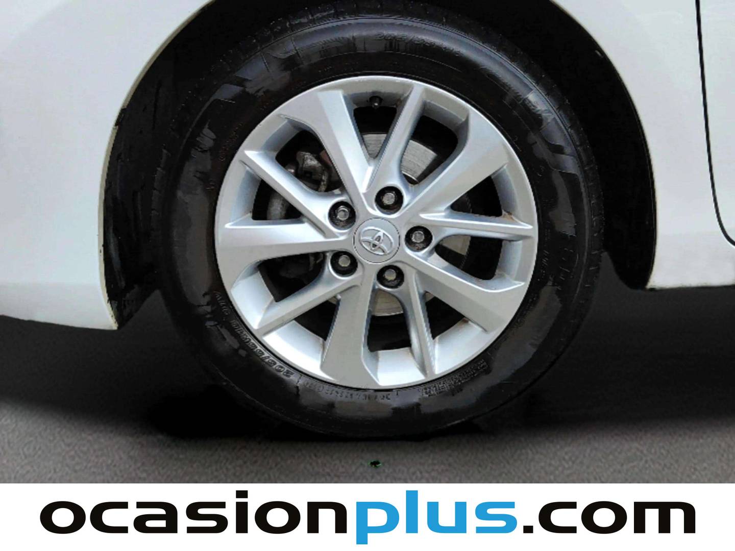 Toyota Auris Toyota Auris 130 Active (132 CV) de segunda mano