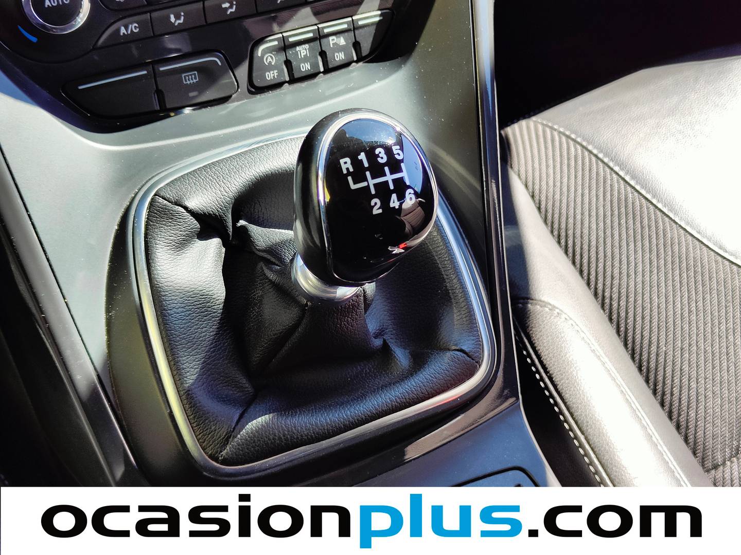 Ford Kuga Ford Kuga 2.0 TDCI S&S Titanium 4x2 (150 CV) de segunda mano