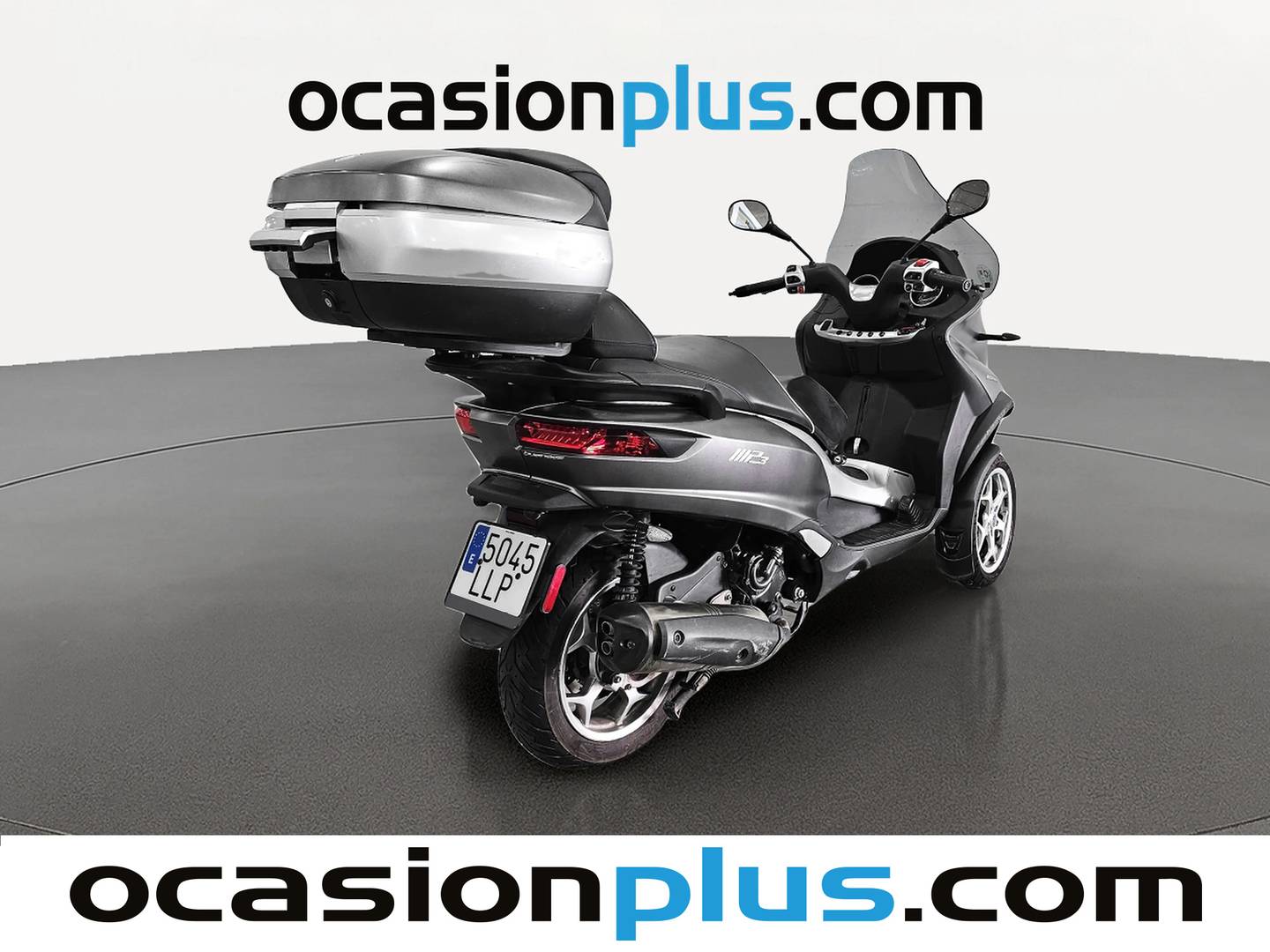 Foto delantera Piaggio MP3 LT 500 Business Piaggio MP3 LT 500 Business MP3 500 HPE (45 CV) derecha
