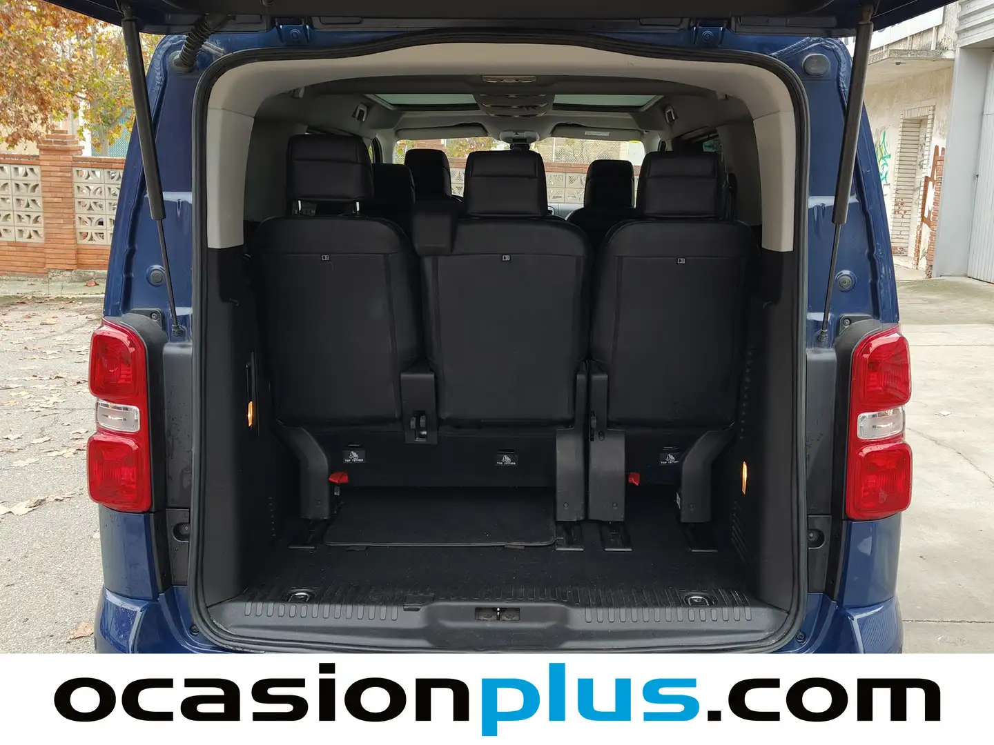 Foto Peugeot Traveller Peugeot Traveller BlueHDi 150 Allure Standard EAT6 (180 CV) 8 Plazas