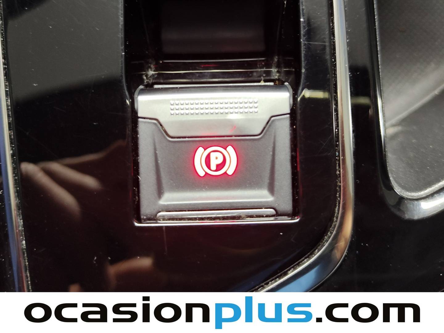 Foto Peugeot 3008 Hybrid Peugeot 3008 Hybrid 300 Allure Pack e-EAT8  (300 CV)