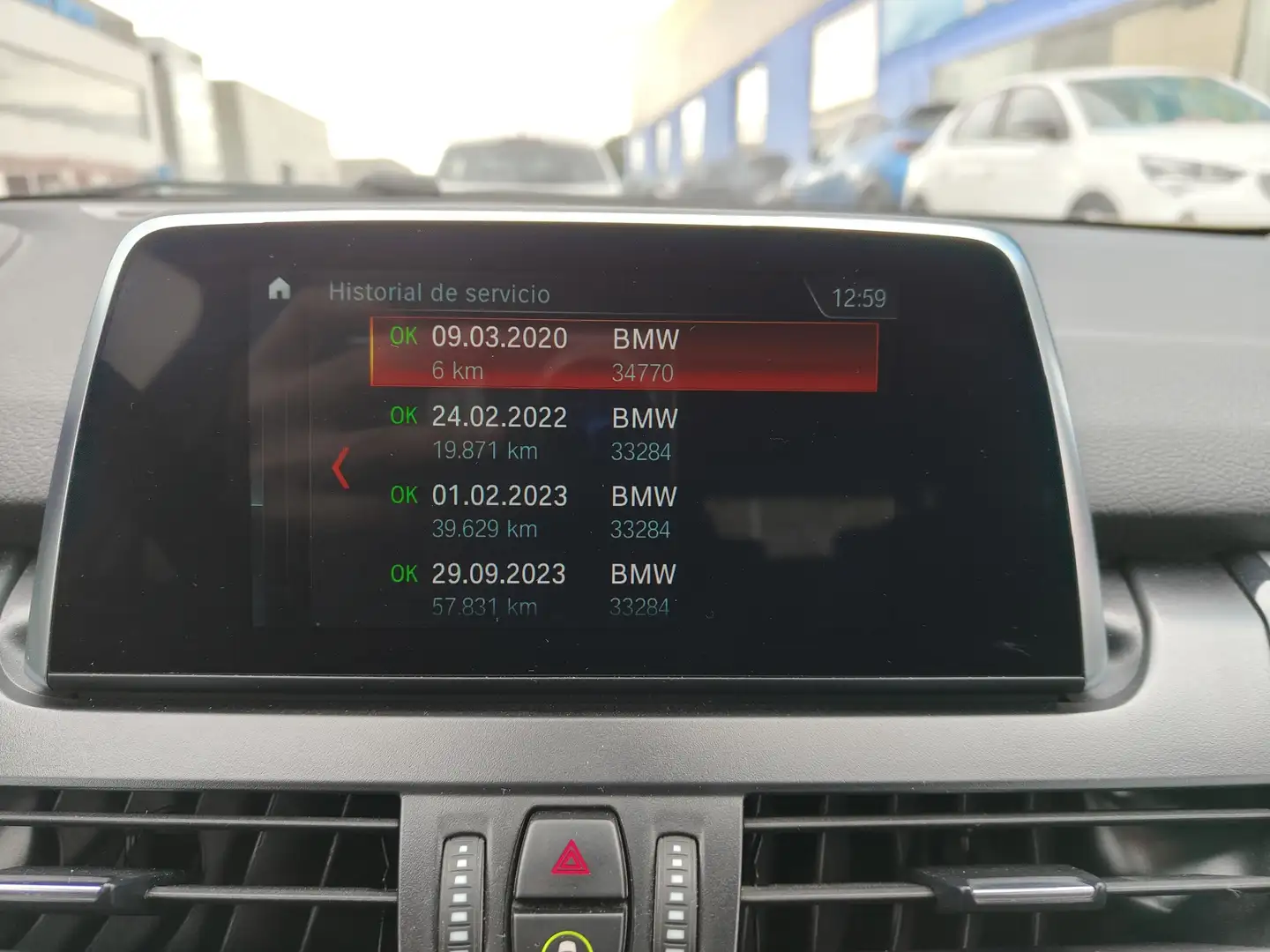 Foto BMW Serie 2 Active Tourer BMW Serie 2 218d Active Tourer (150 CV)