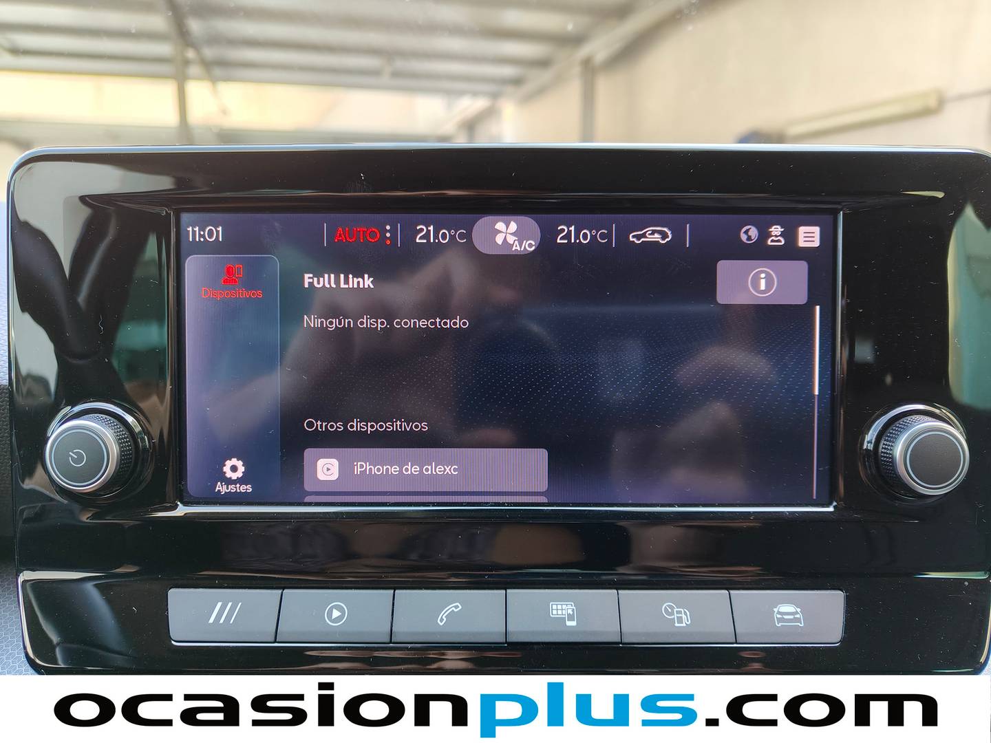 Equipamiento del Seat León Seat León 1.0 TSI S&S Style 25 Aniversario (110 CV)