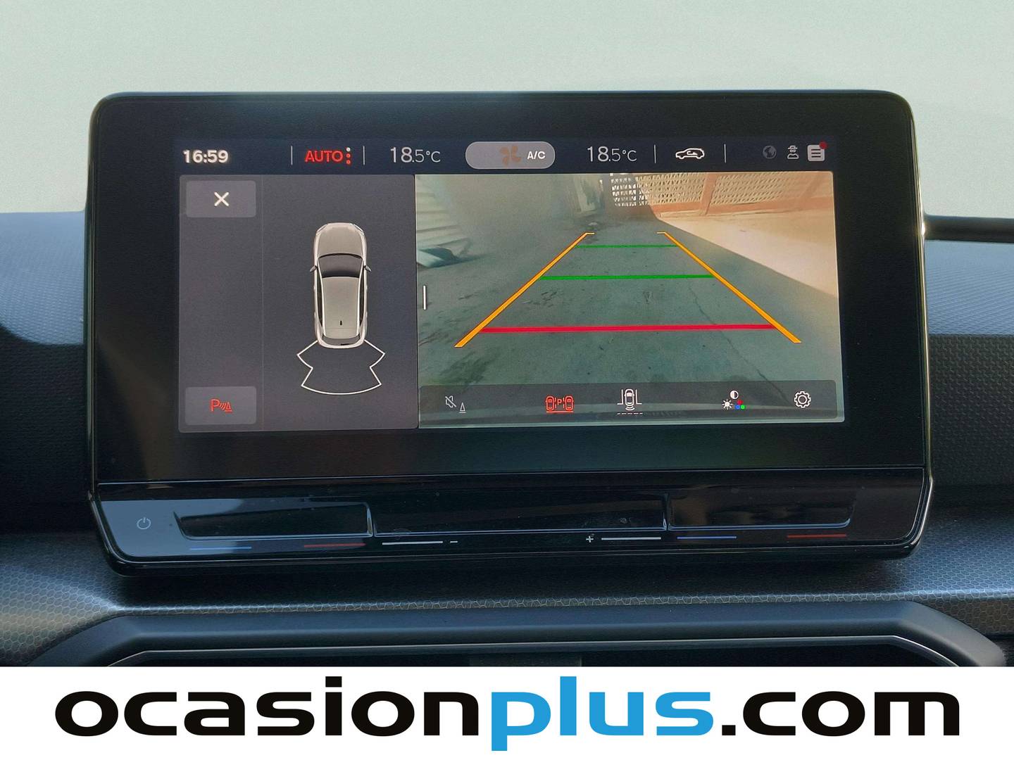 Equipamiento del Seat León Seat León 2.0 TDI S&S Style Go (115 CV)