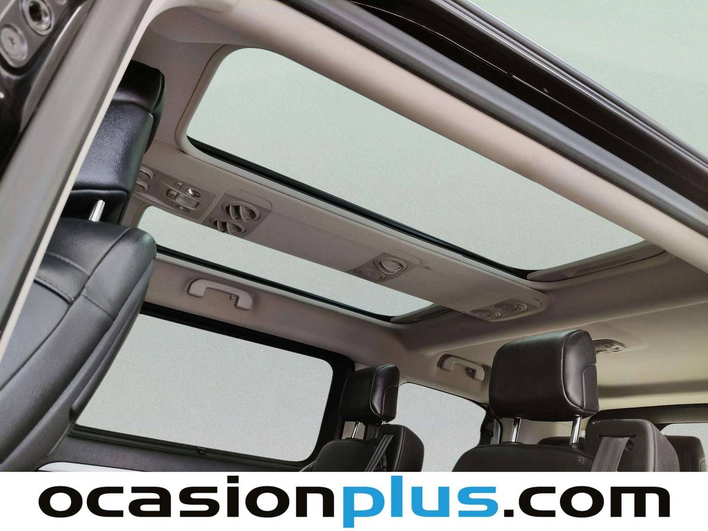Equipamiento del Peugeot Traveller Peugeot Traveller BlueHDi 150 Allure Standard EAT6 (180 CV) 7 Plazas