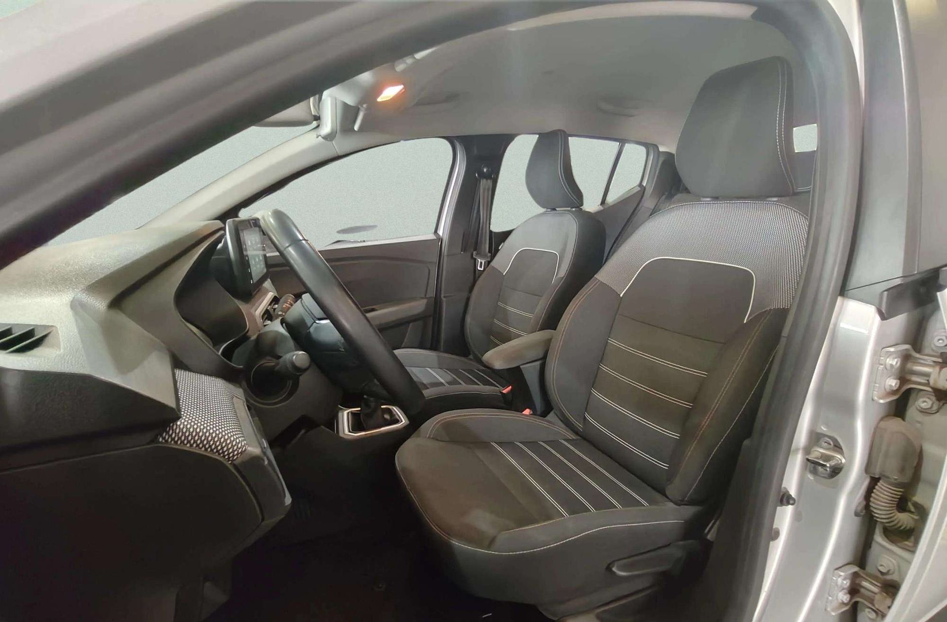 Dacia Sandero Stepway Expression TCe - foto 10