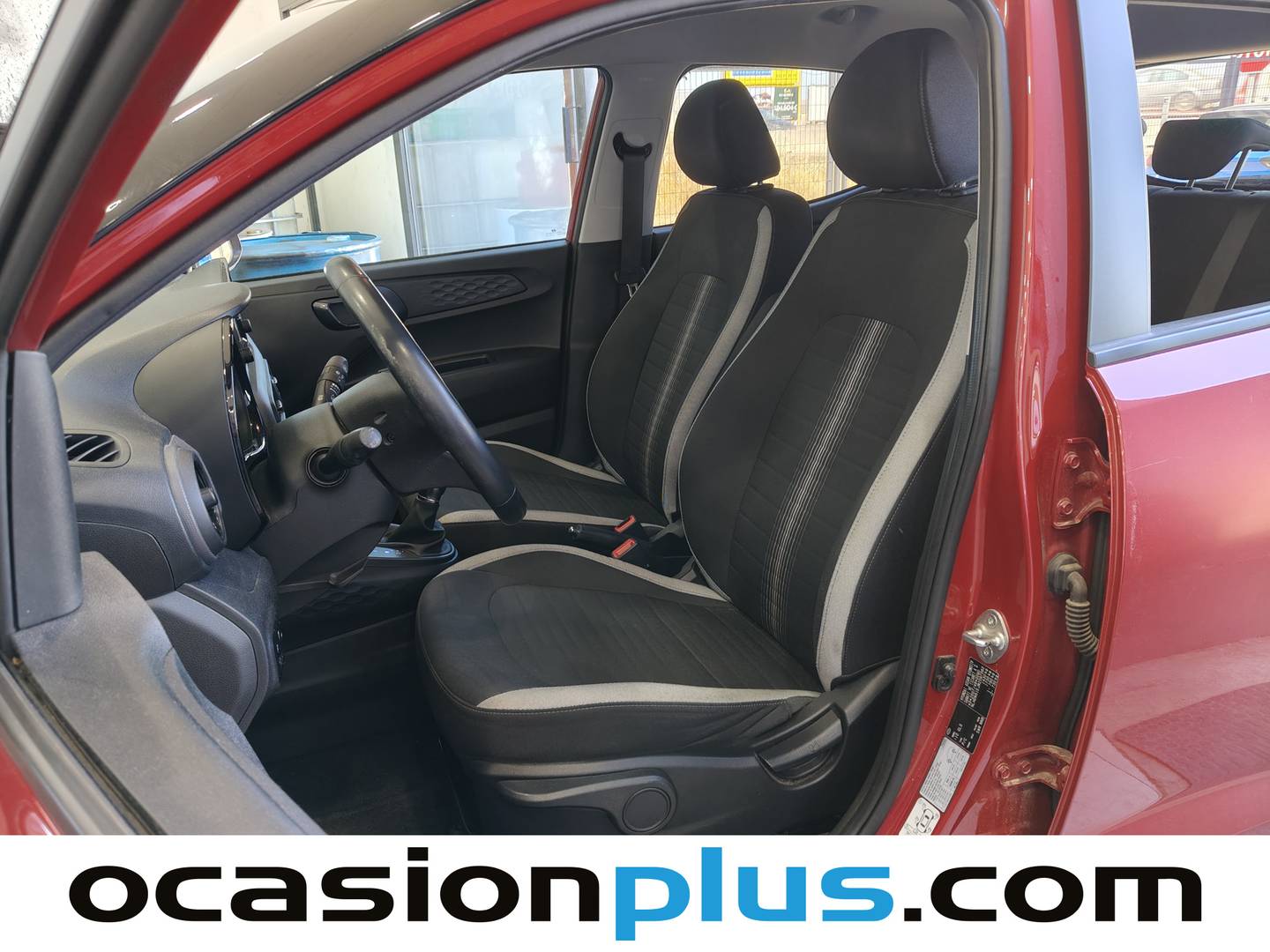 Foto asientos delanteros Hyundai i10 Hyundai i10 1.2 Tecno AT (84 CV)