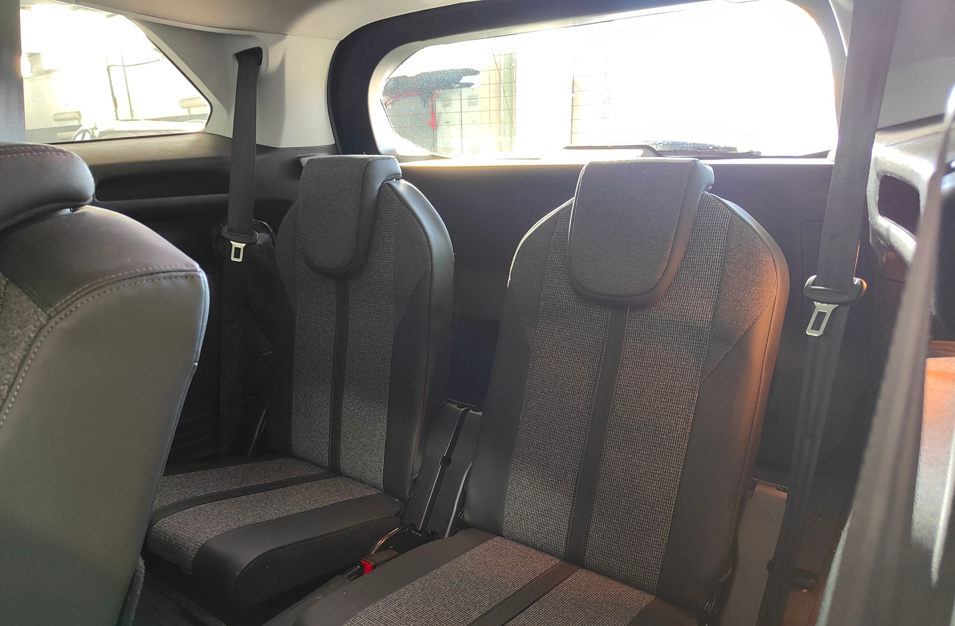 Peugeot 5008 PureTech 130 Allure 7 plazas - foto 13