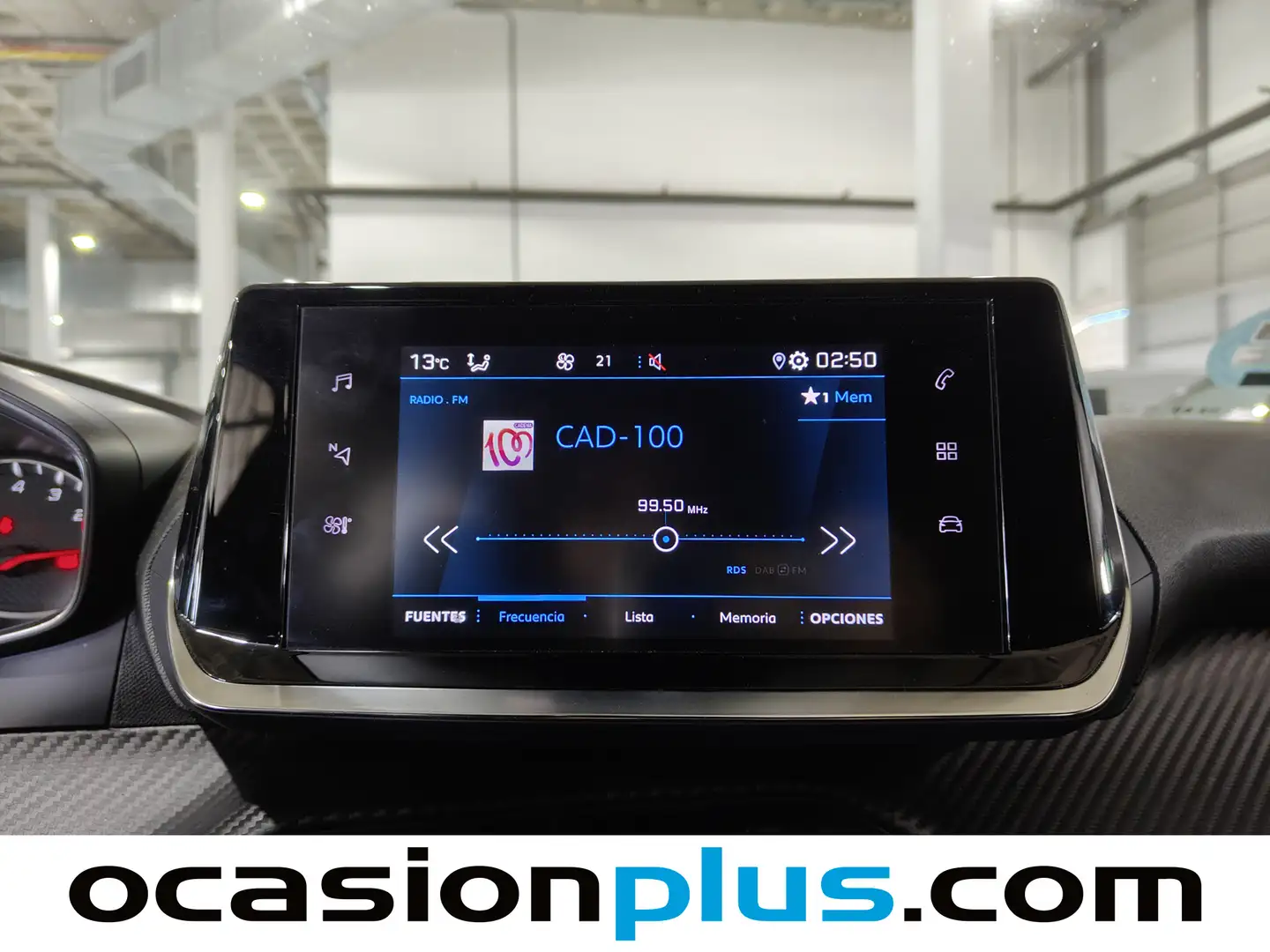 Foto Peugeot 2008 Peugeot 2008 2008 PureTech 100 S&S Allure (100 CV)