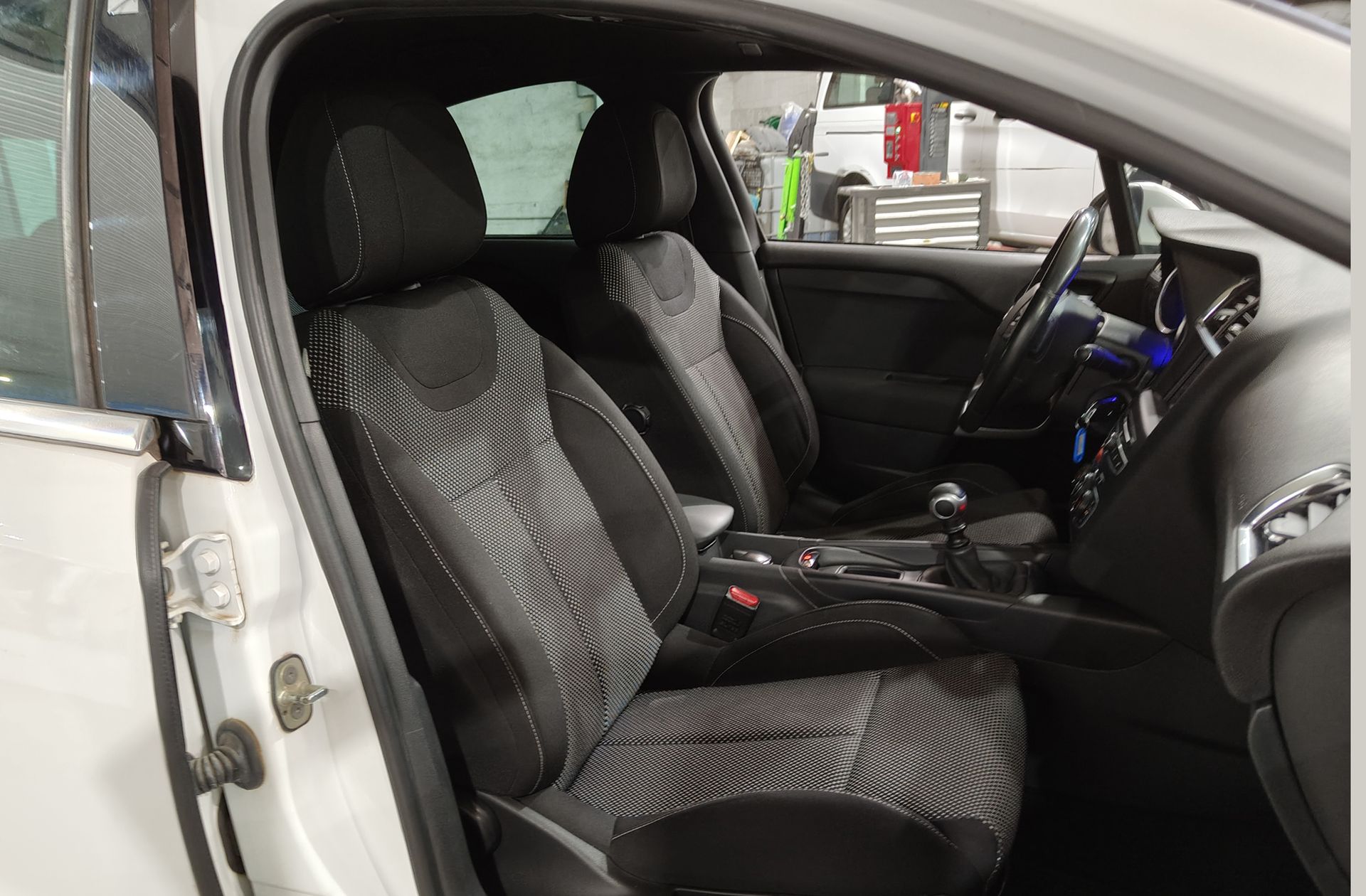 DS DS 4 PureTech 130 Desire - foto 16