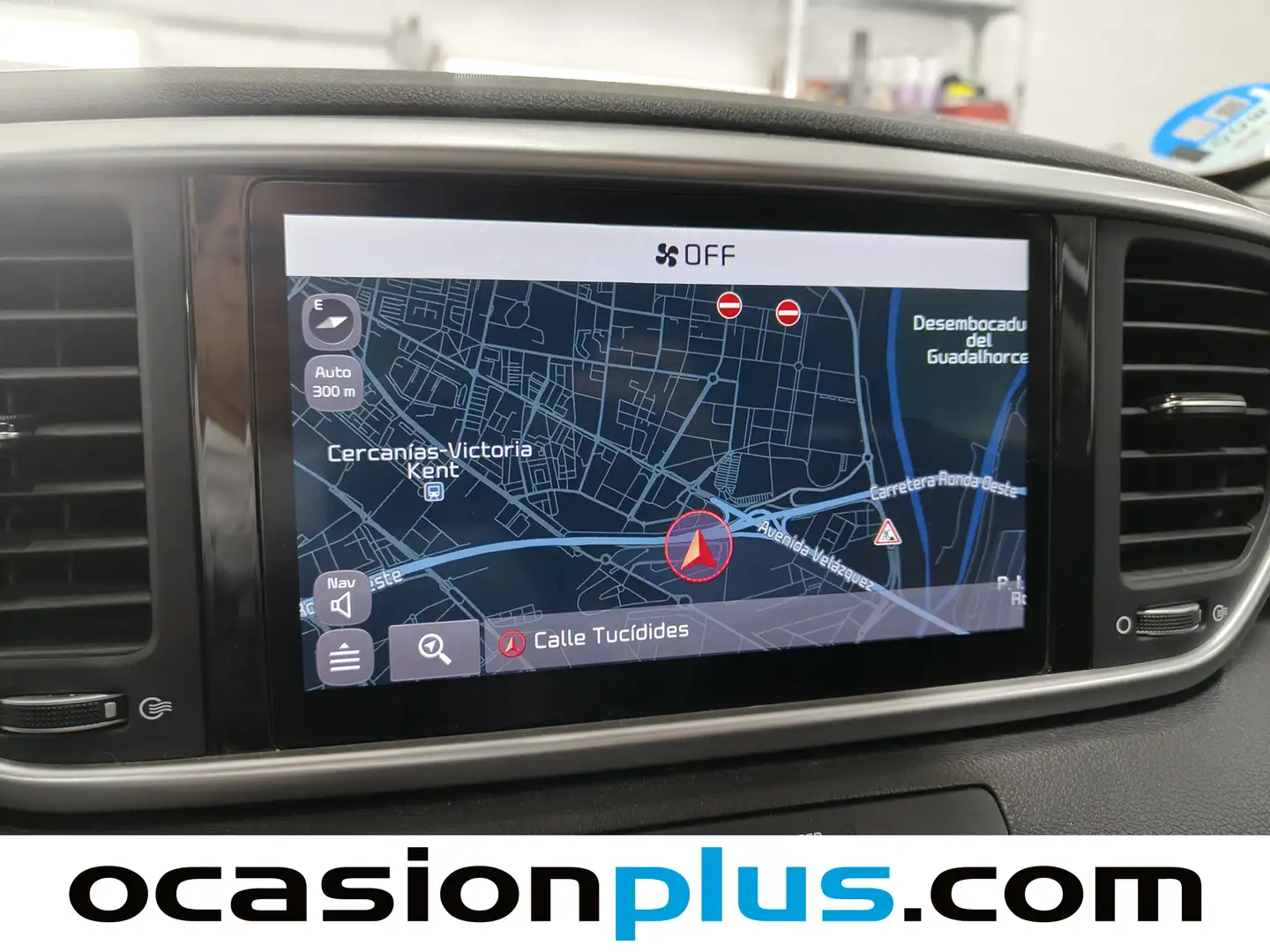 Foto KIA Sportage Kia Sportage 1.6 MHEV Business 4x2 DCT (136 CV)