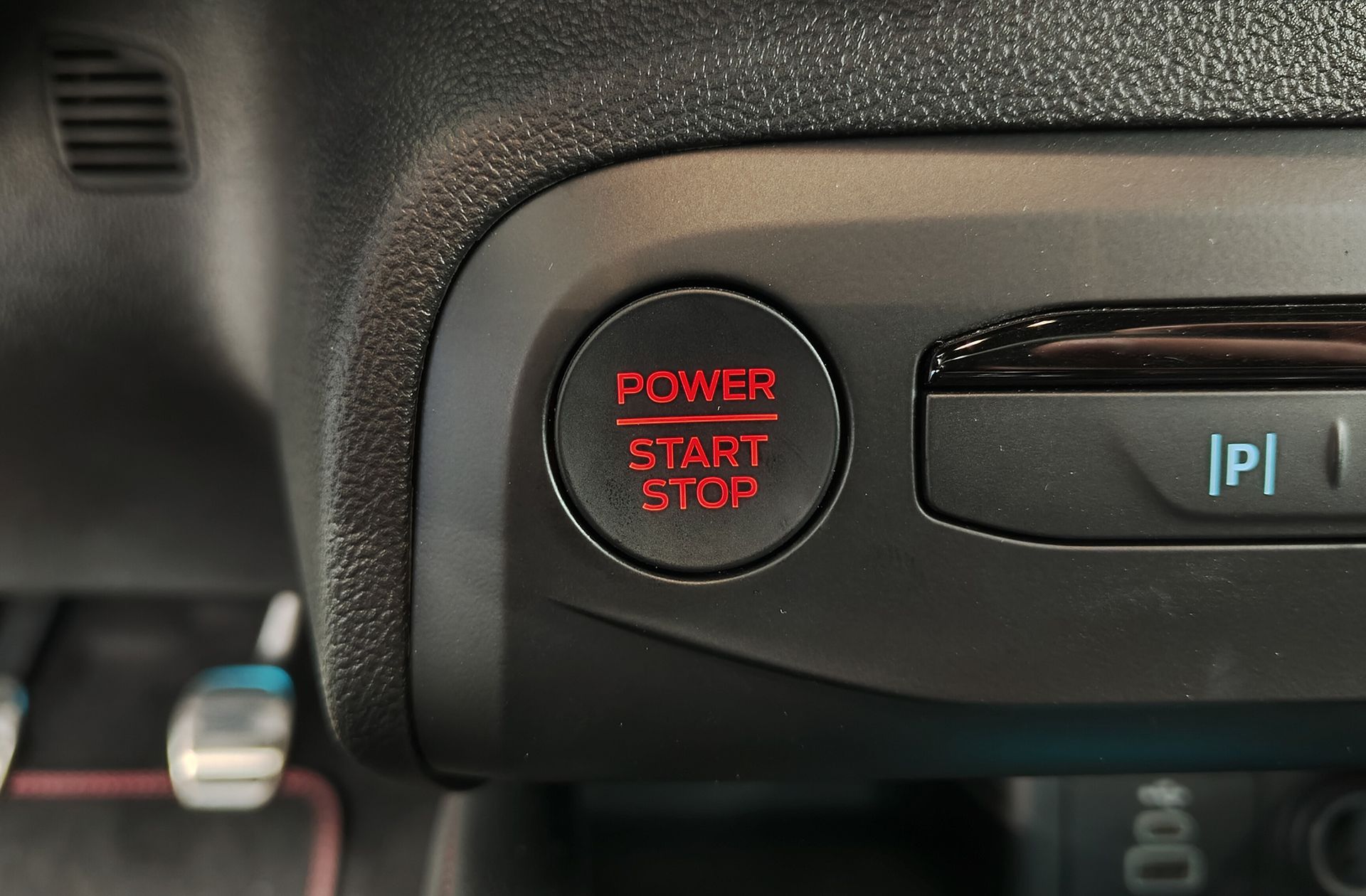 Ford Focus 2.3 EcoBoost ST - foto 41