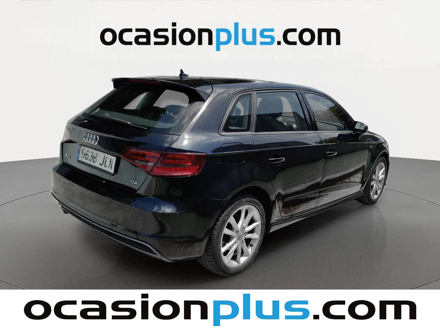 Foto trasera Audi A3 Audi A3 Sportback Adrenalin 1.6 TDI clean diesel (110 CV) Pack S-Line derecha