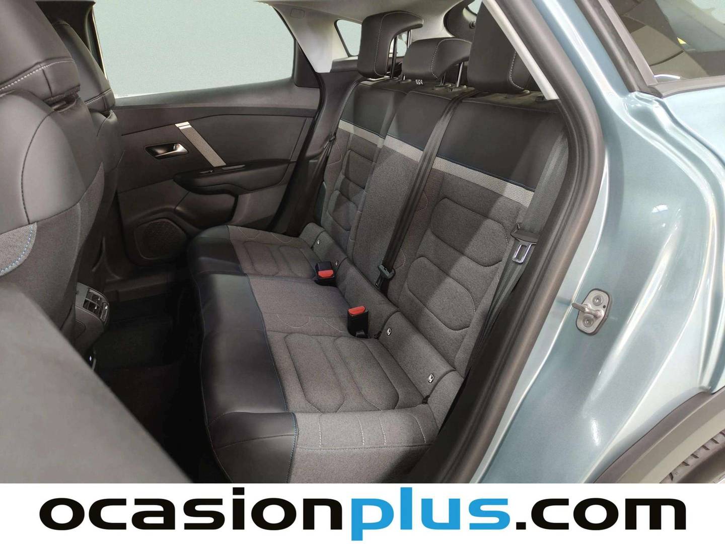 Foto asientos traseros Citroën C4 Citroën C4 PureTech 130 S&S 6v Feel Pack EAT8 (130 CV)