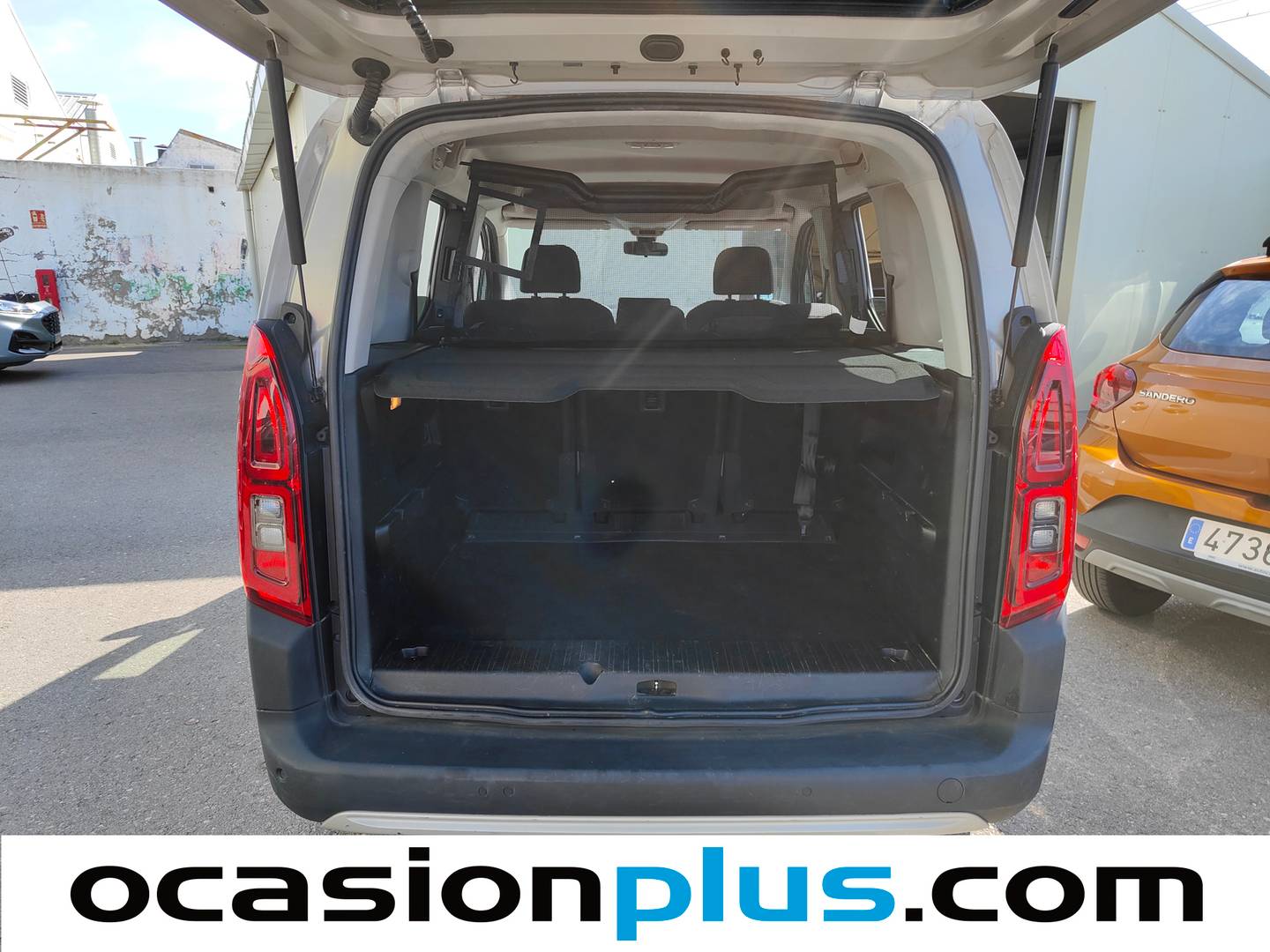 Fotos maletero Citroën Berlingo Citroen Berlingo Combi PureTech 110 Talla M Shine (110 CV)