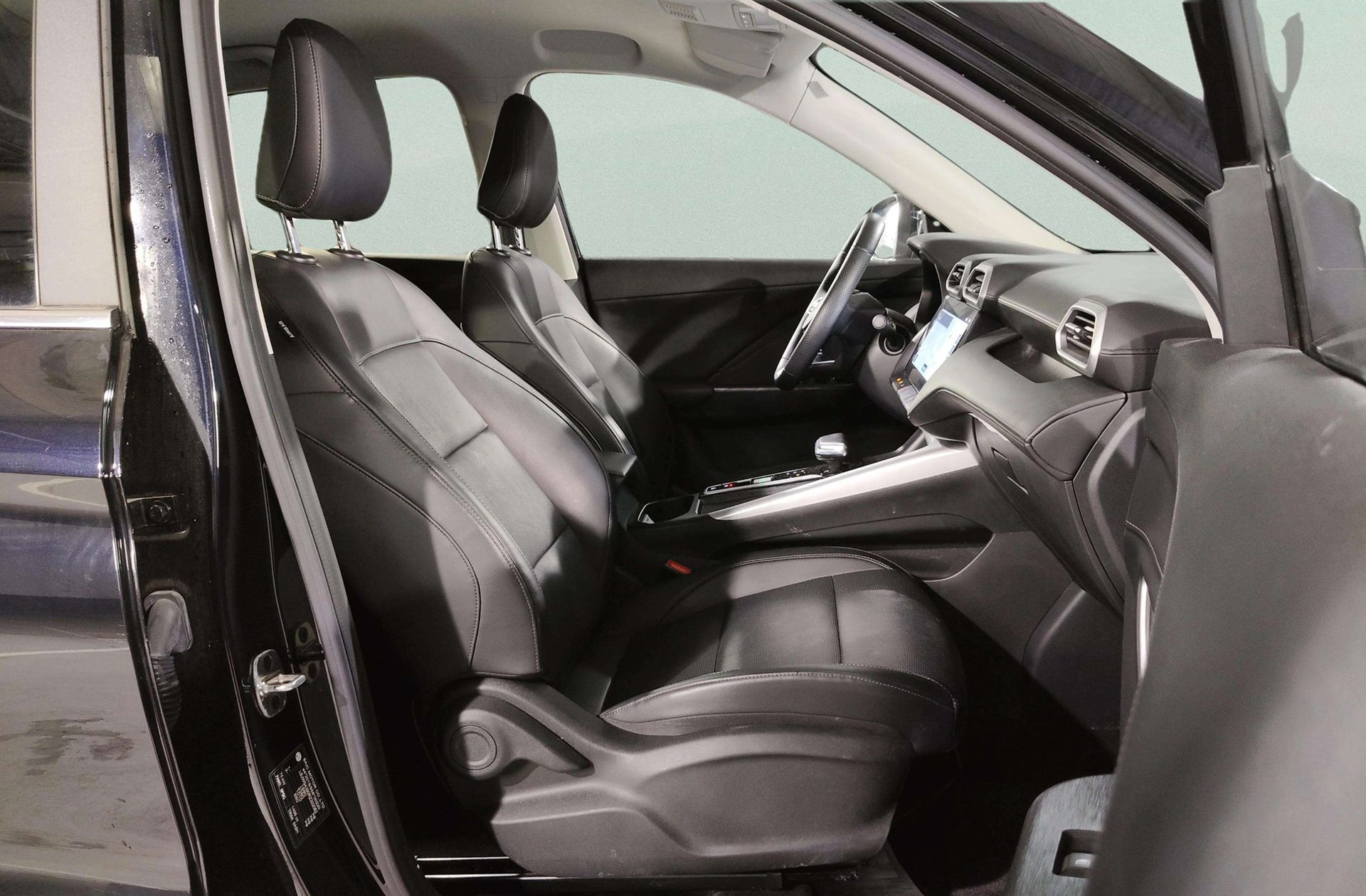 MG ZS 1.5 Hybrid+ Luxury - foto 22