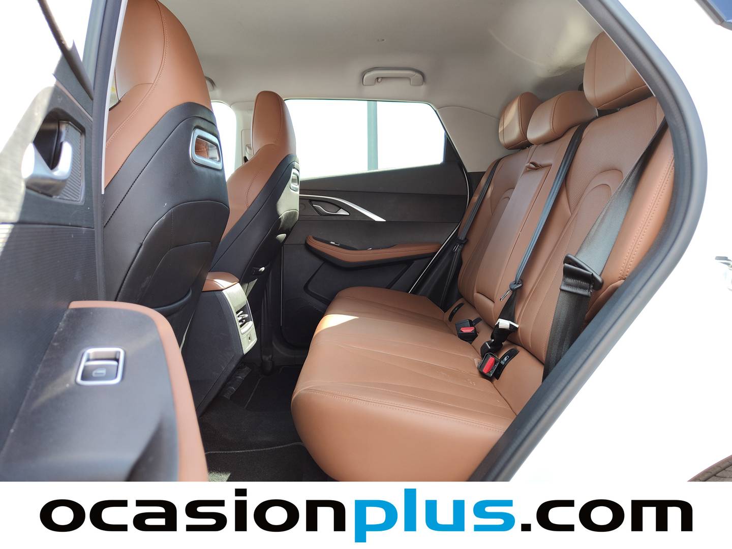 Foto OMODA 5 Omoda 5 1.6 T-GDI Comfort DCT  (185 CV)