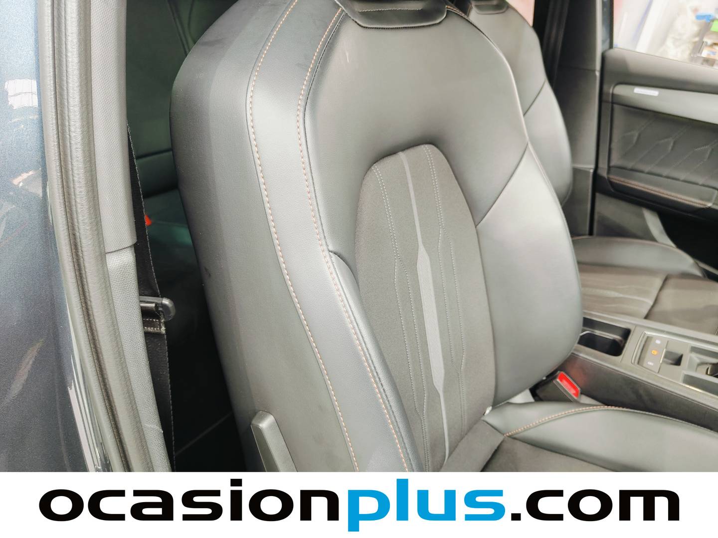 Extras y acabados del Cupra León CUPRA Leon Sportstourer 1.5 eTSI DSG (150 CV)